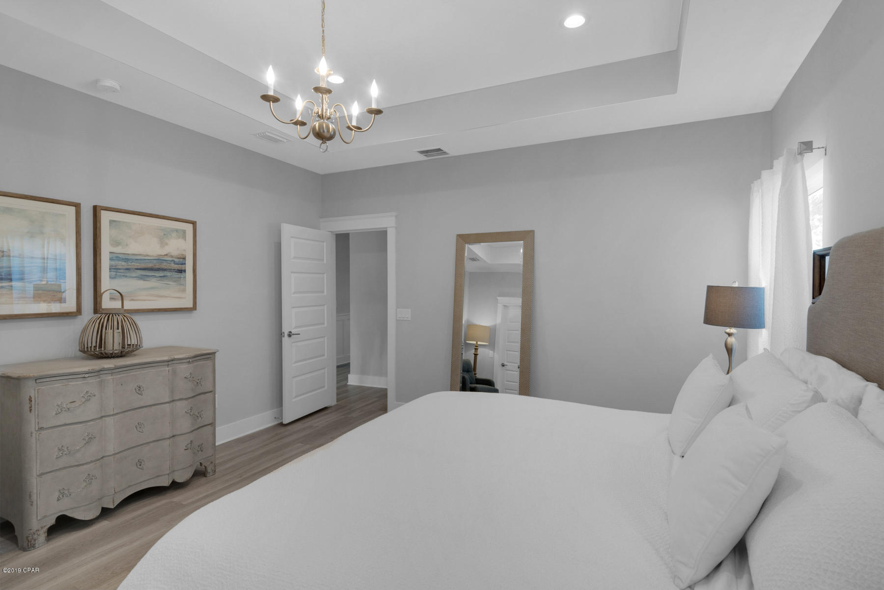 Laguna Beach Plaza - Residential