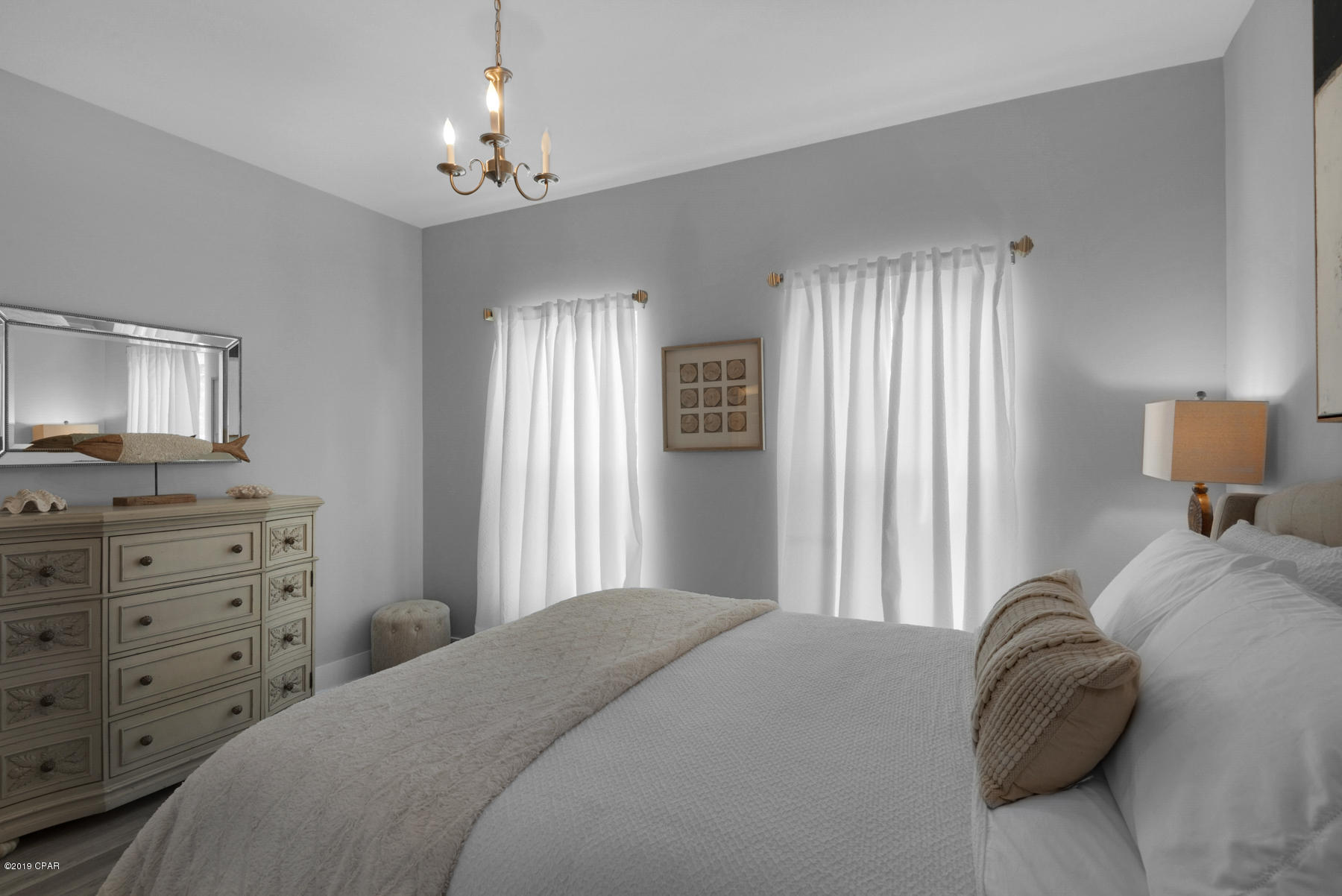 Laguna Beach Plaza - Residential