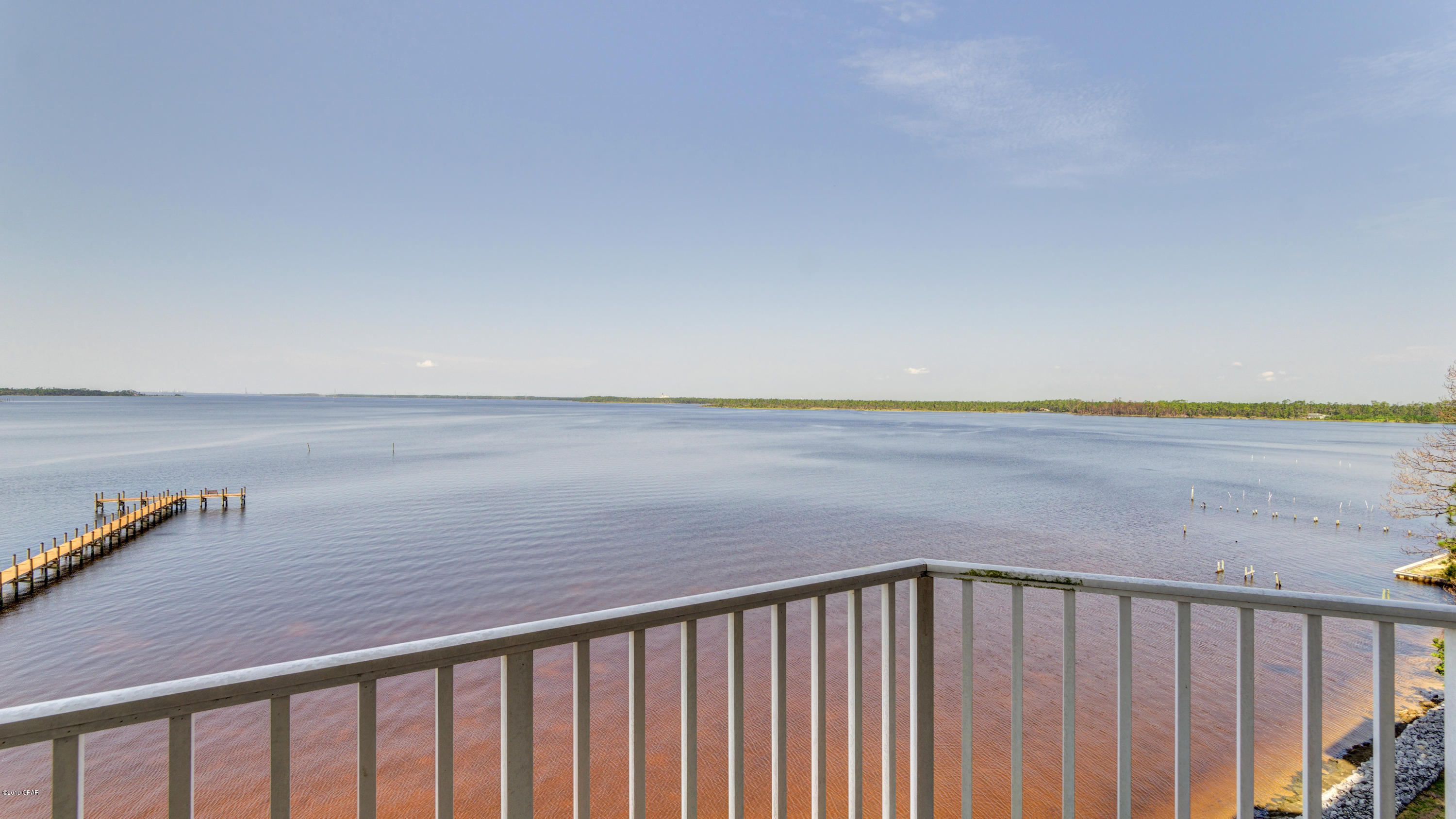 Marina Bay Condo - Residential