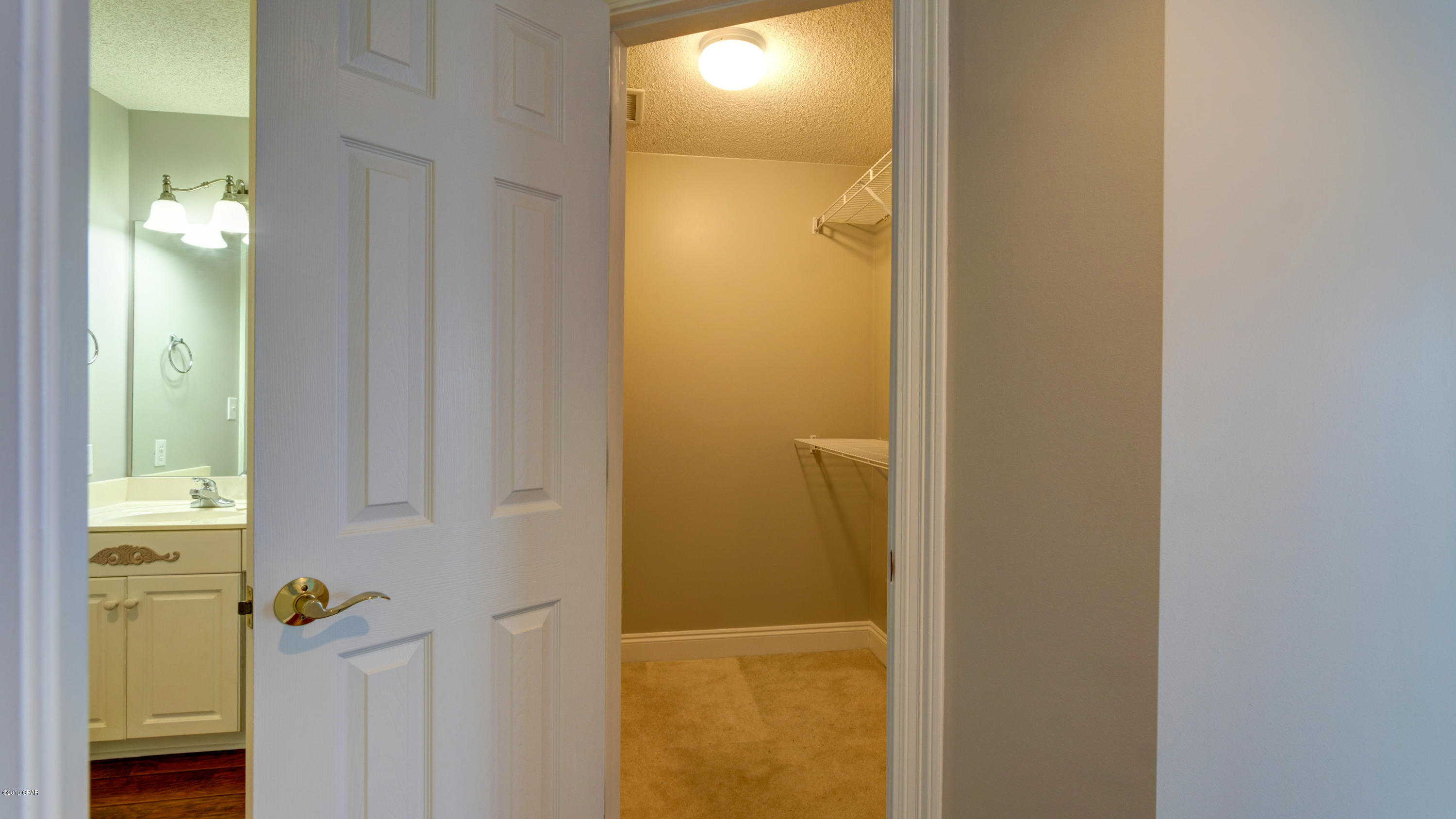 Marina Bay Condo - Residential