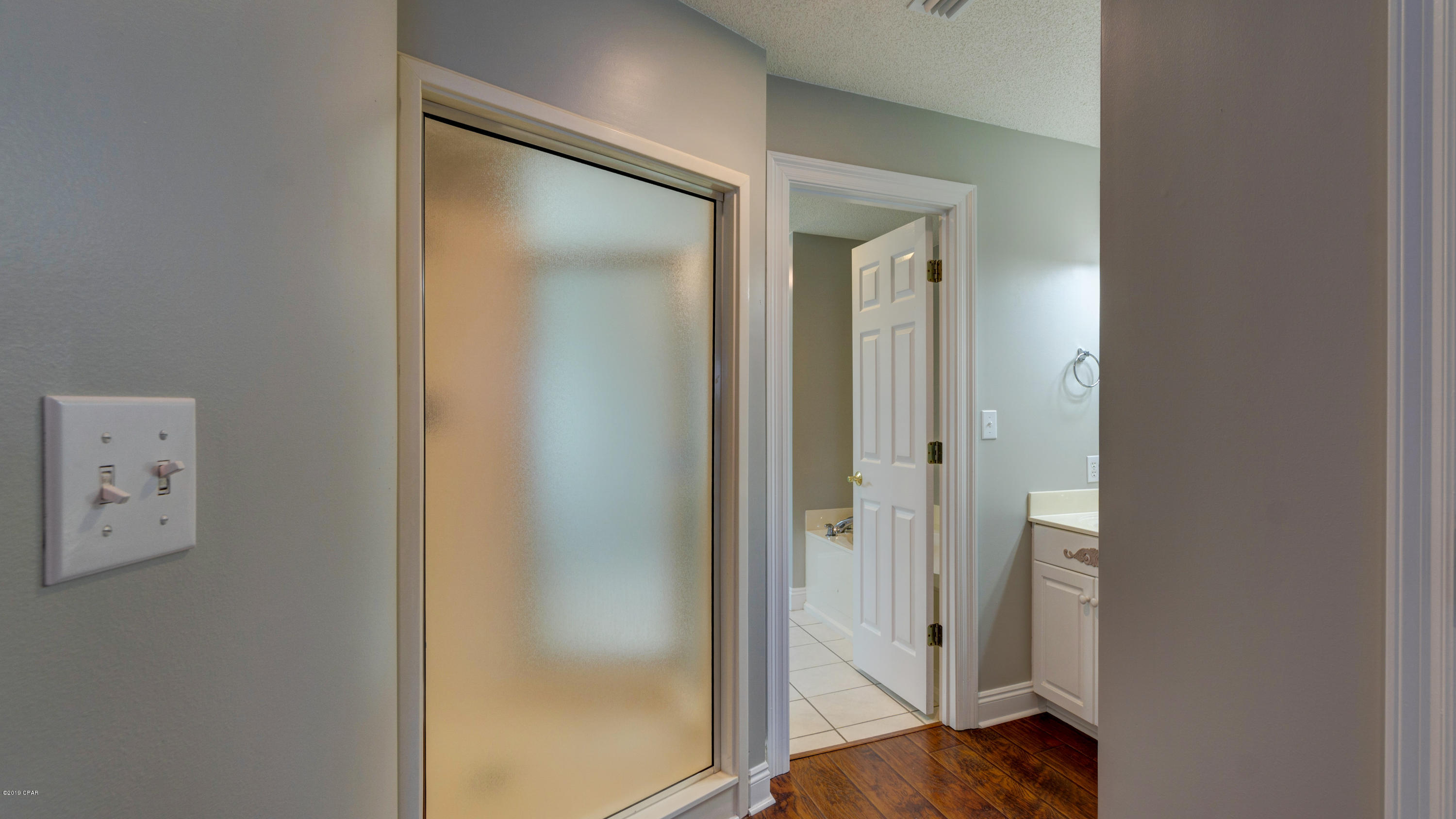 Marina Bay Condo - Residential