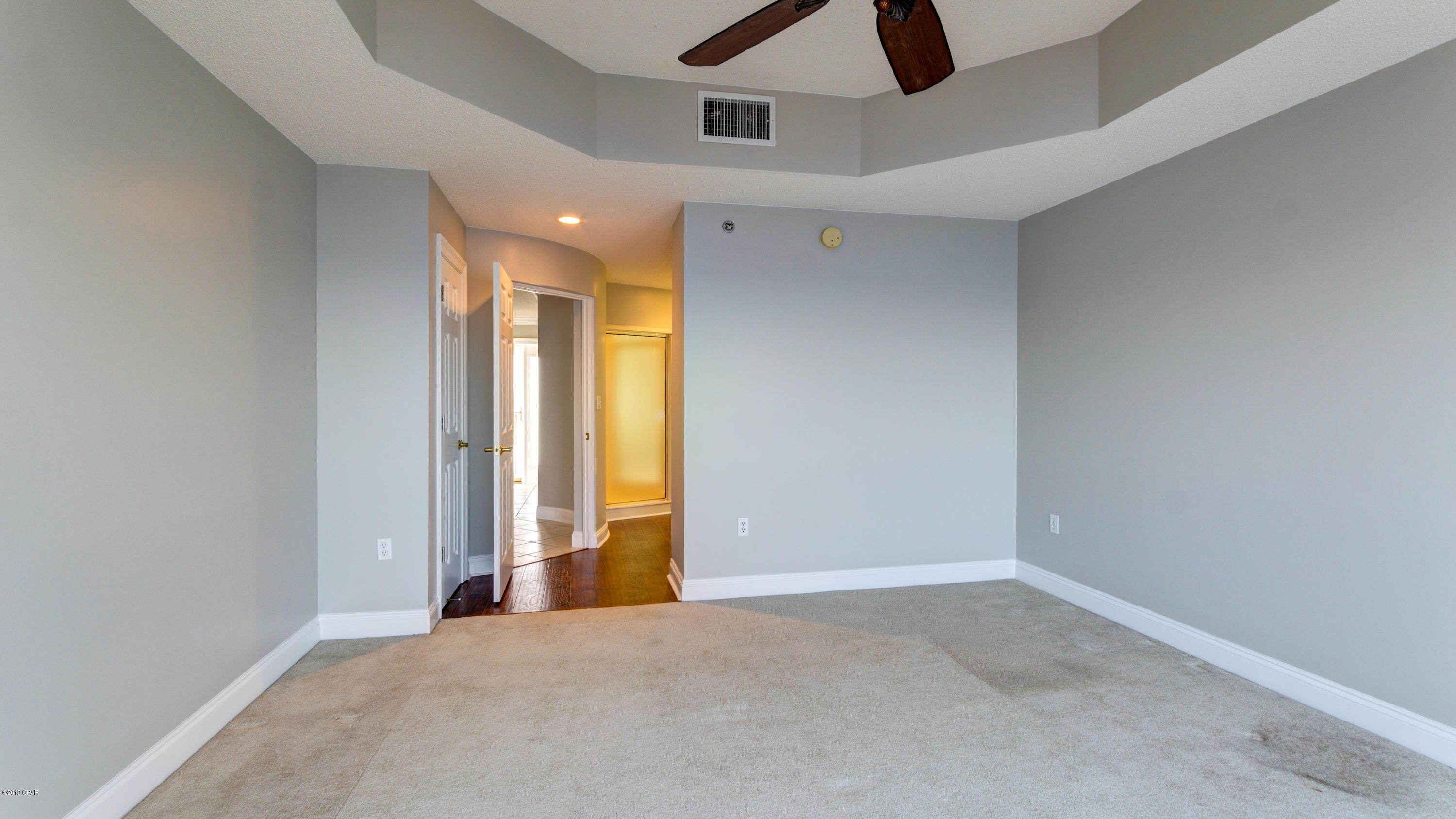 Marina Bay Condo - Residential