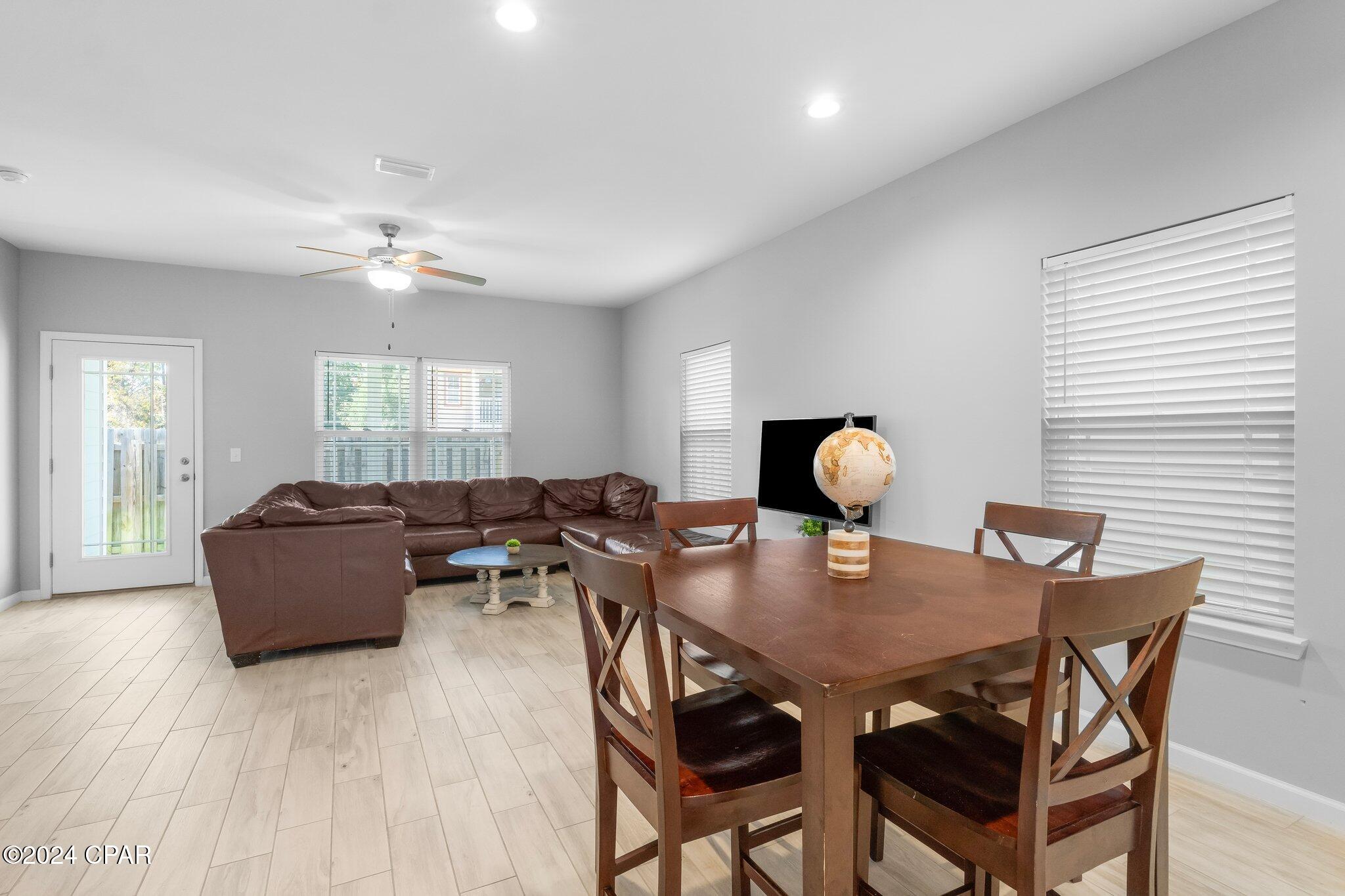 Hidden Lagoon - Residential