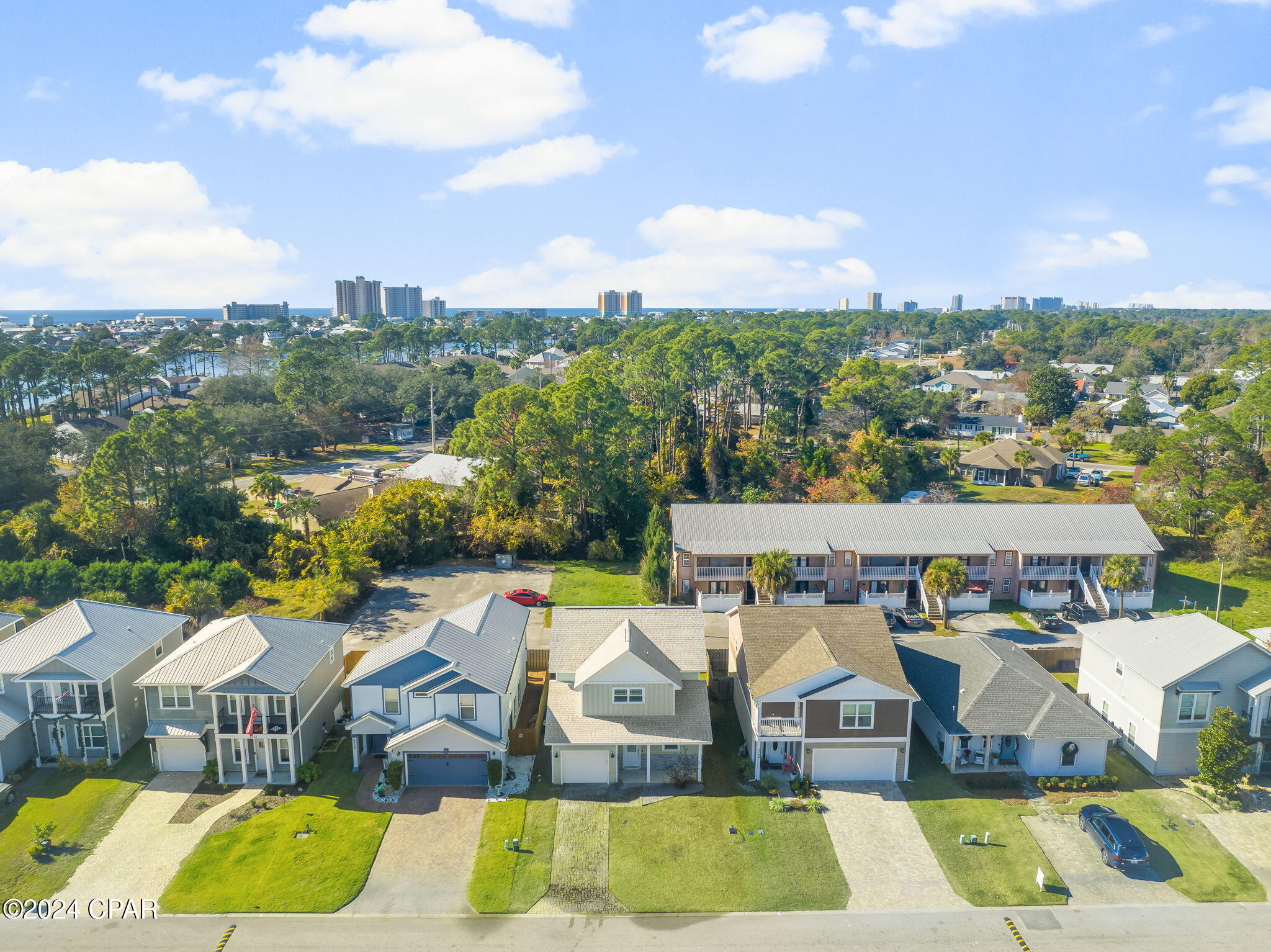 Hidden Lagoon - Residential