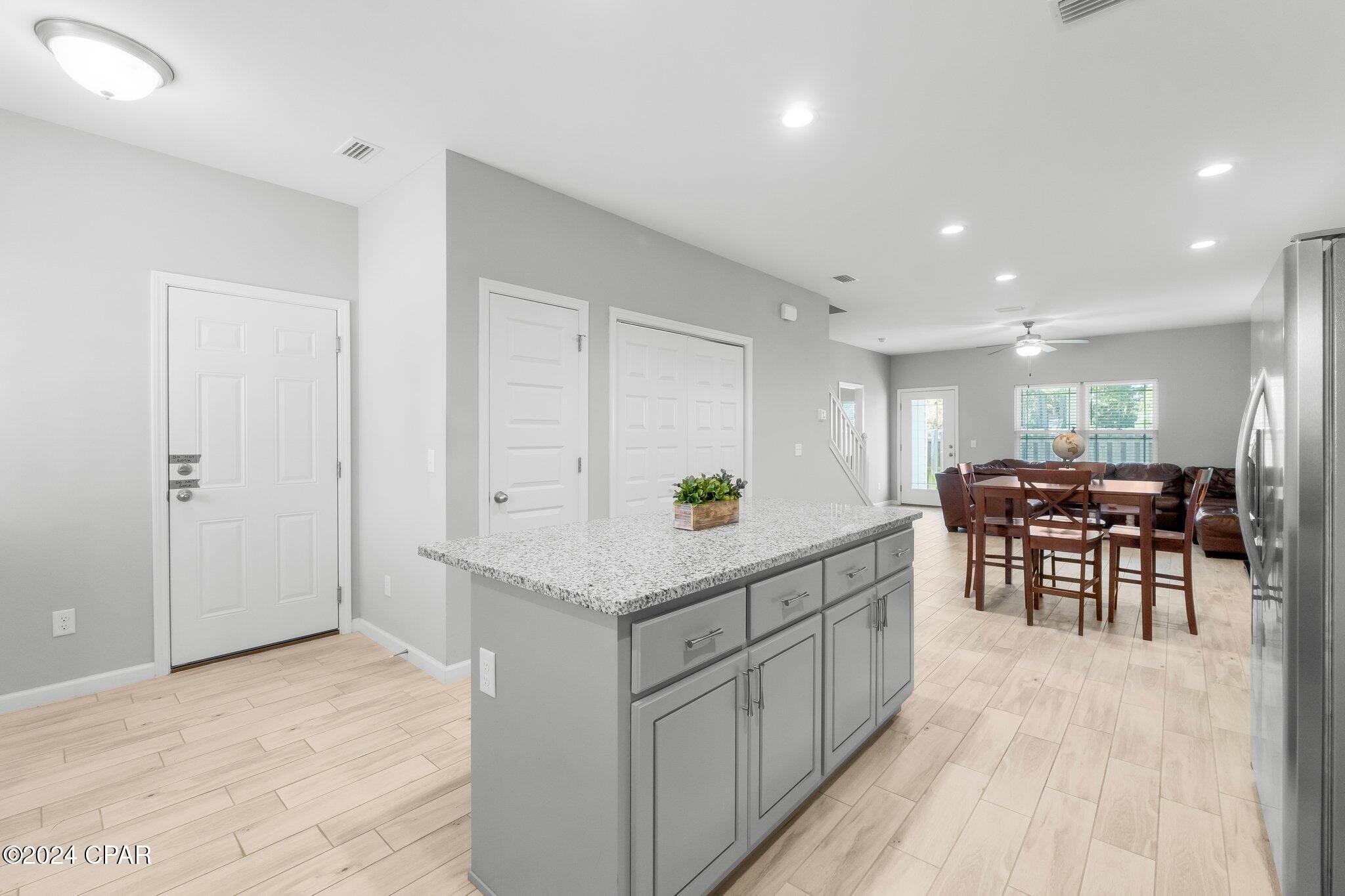 Hidden Lagoon - Residential