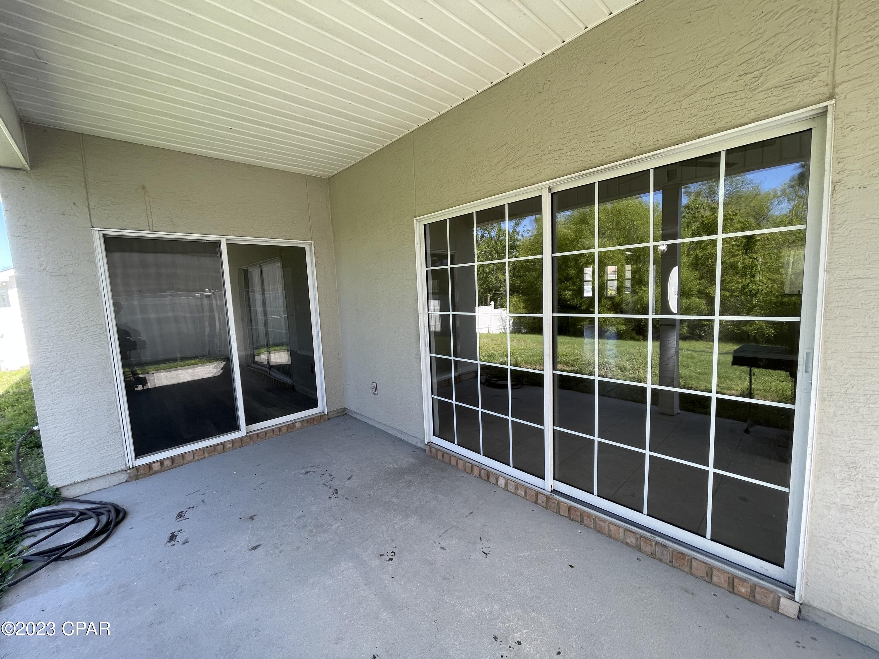 Hammocks Phase I - Residential Lease