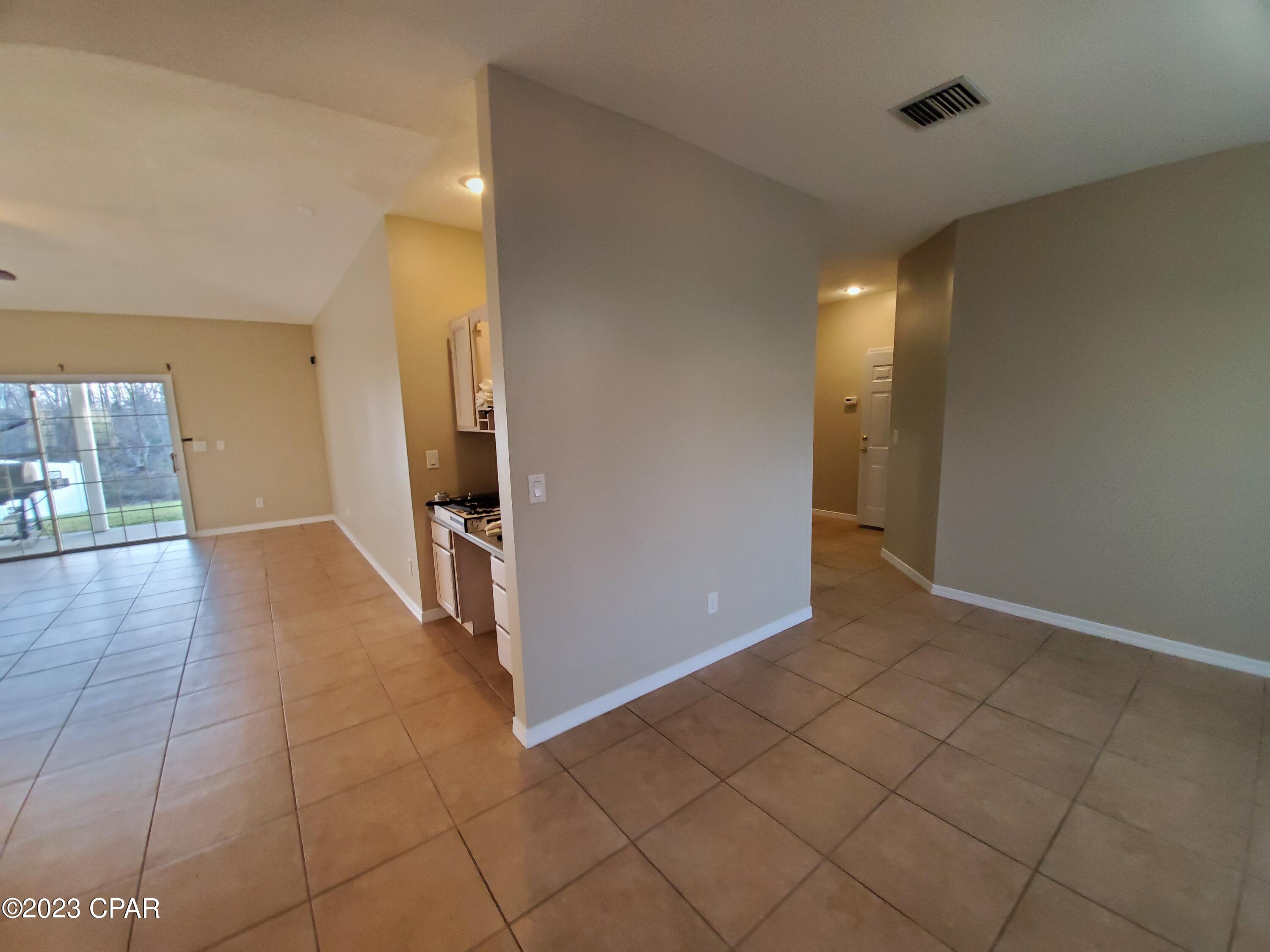 Hammocks Phase I - Residential Lease