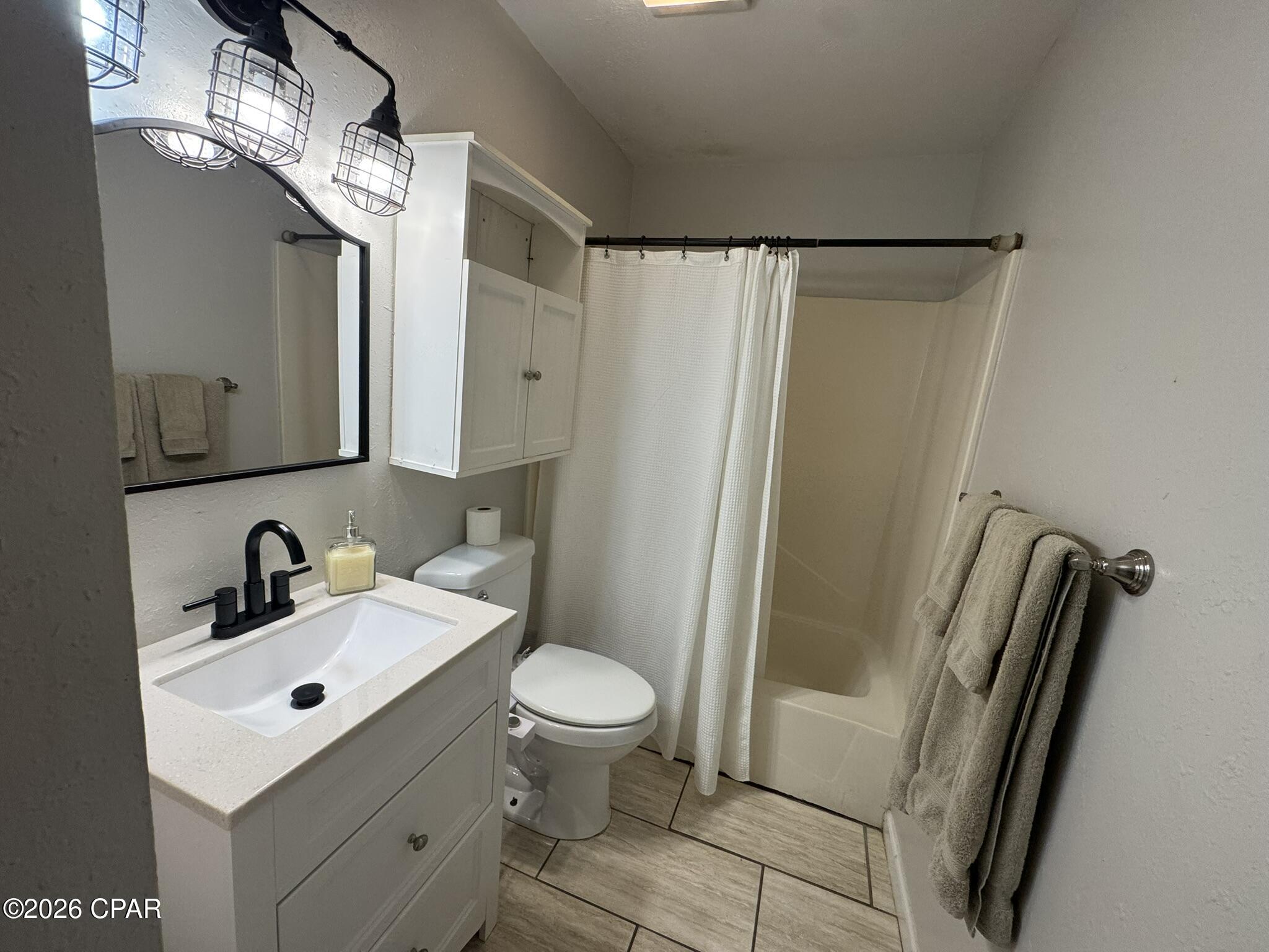 Grand Lagoon Cove Condominium - Residential Lease