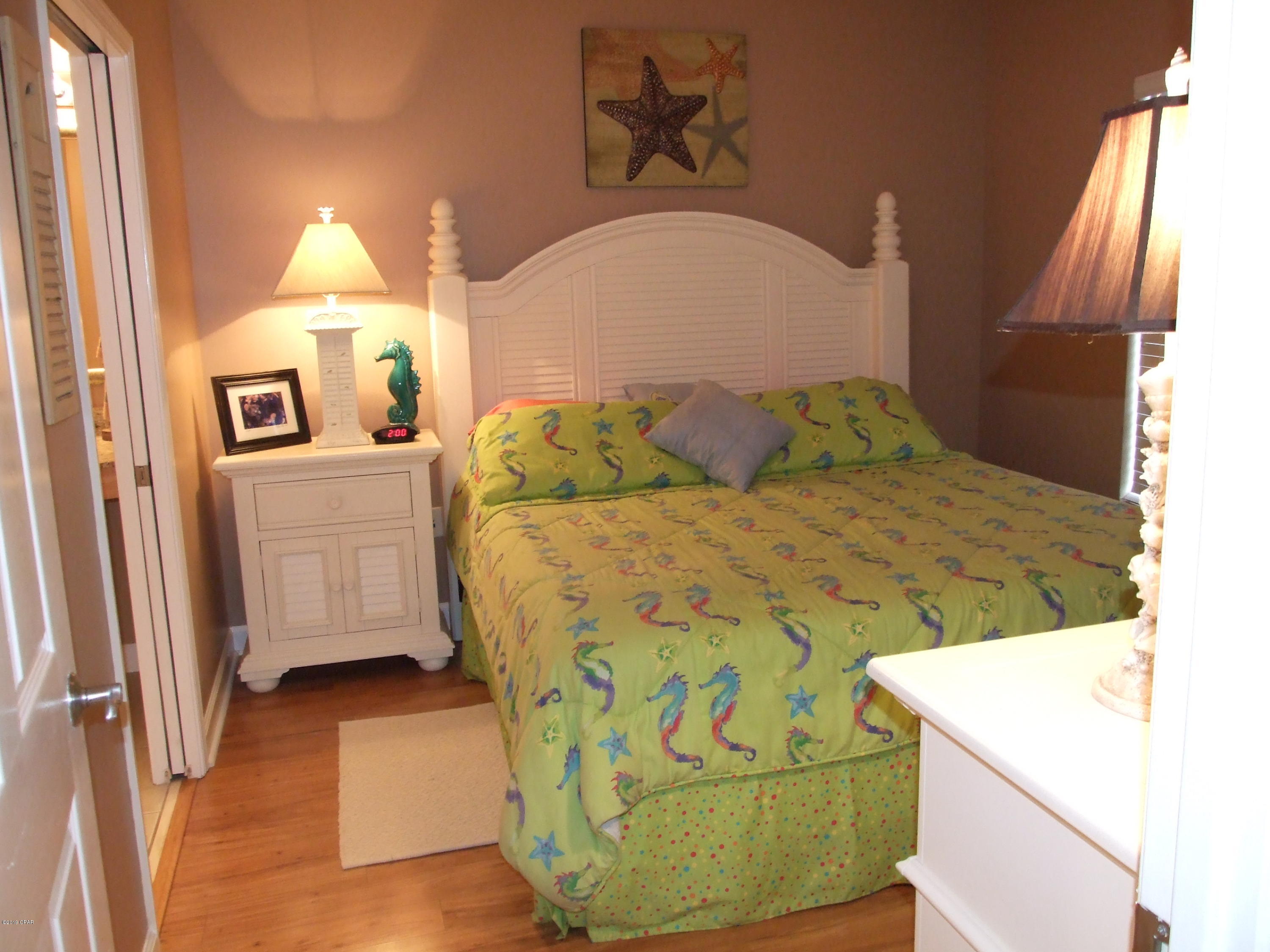 Splash Condo - Residential