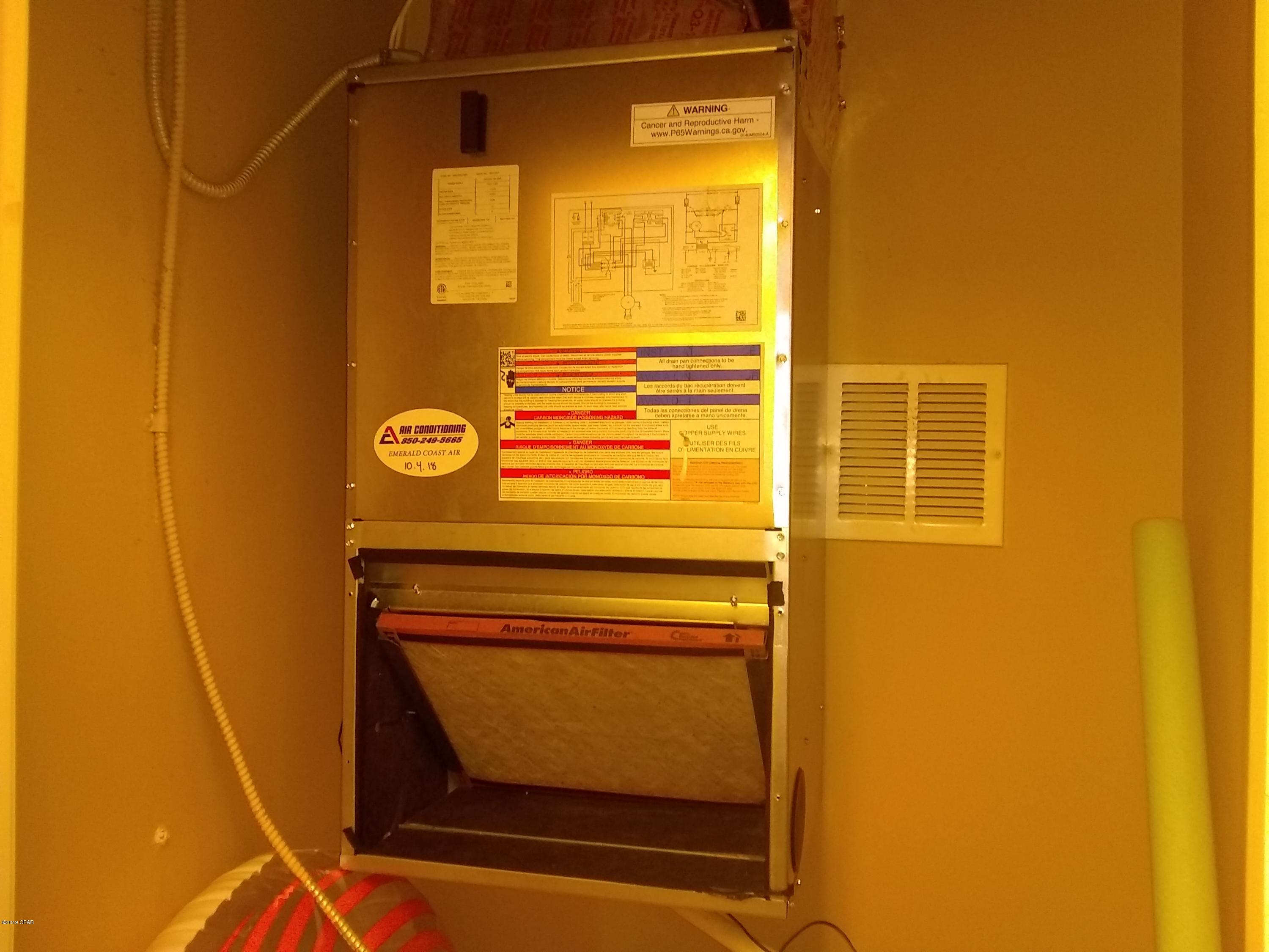 Splash Condo - Residential