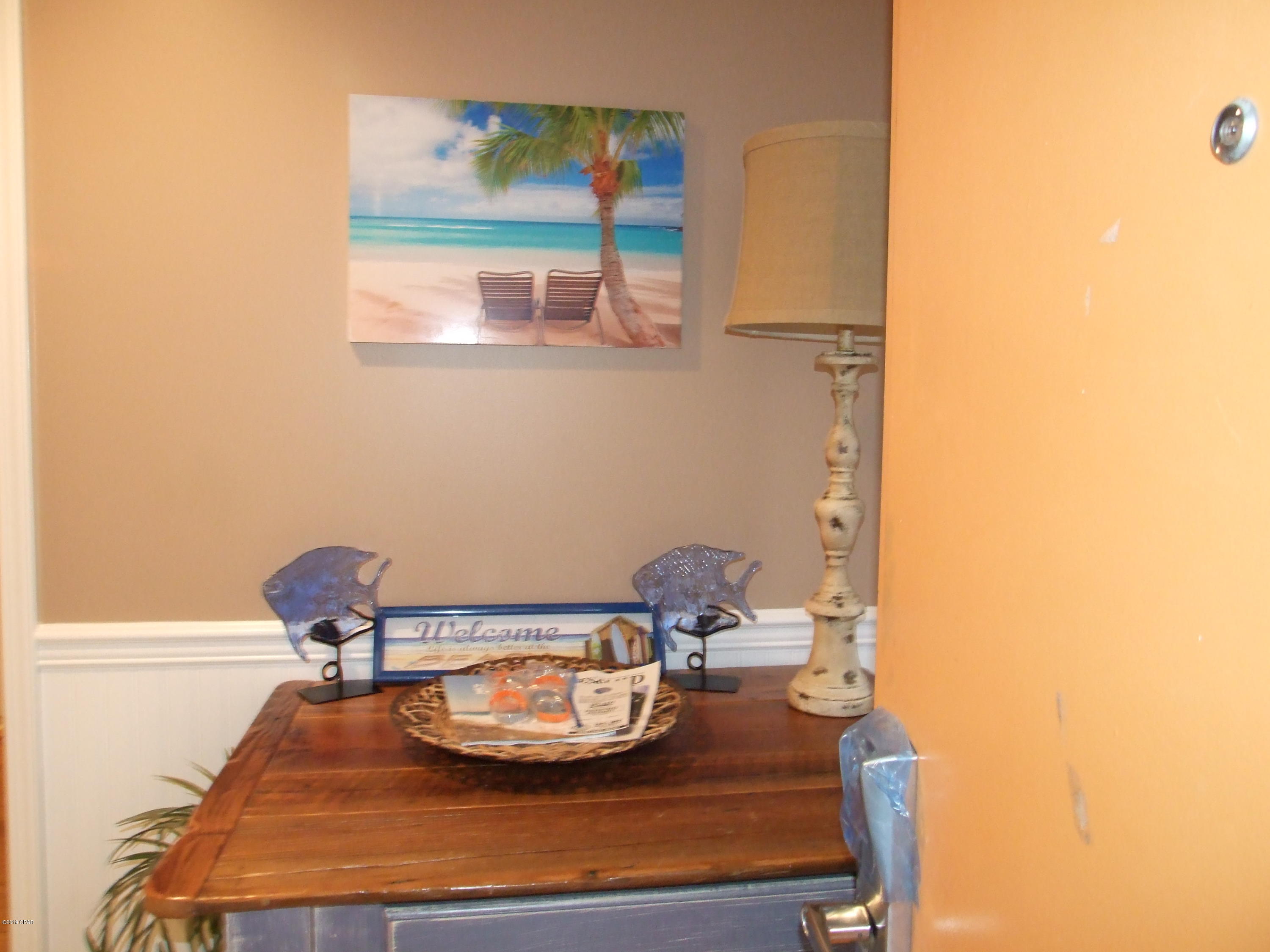 Splash Condo - Residential