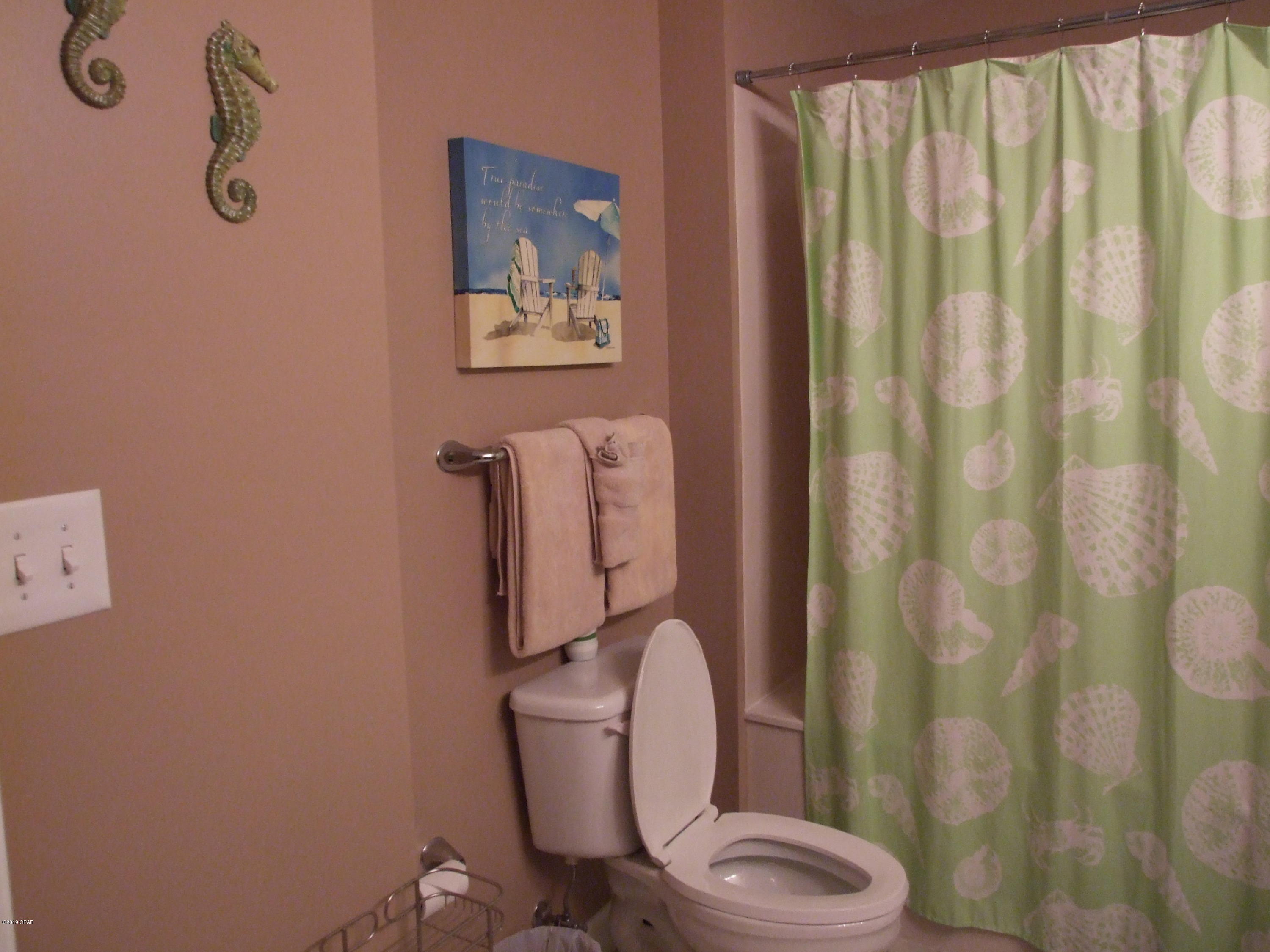 Splash Condo - Residential