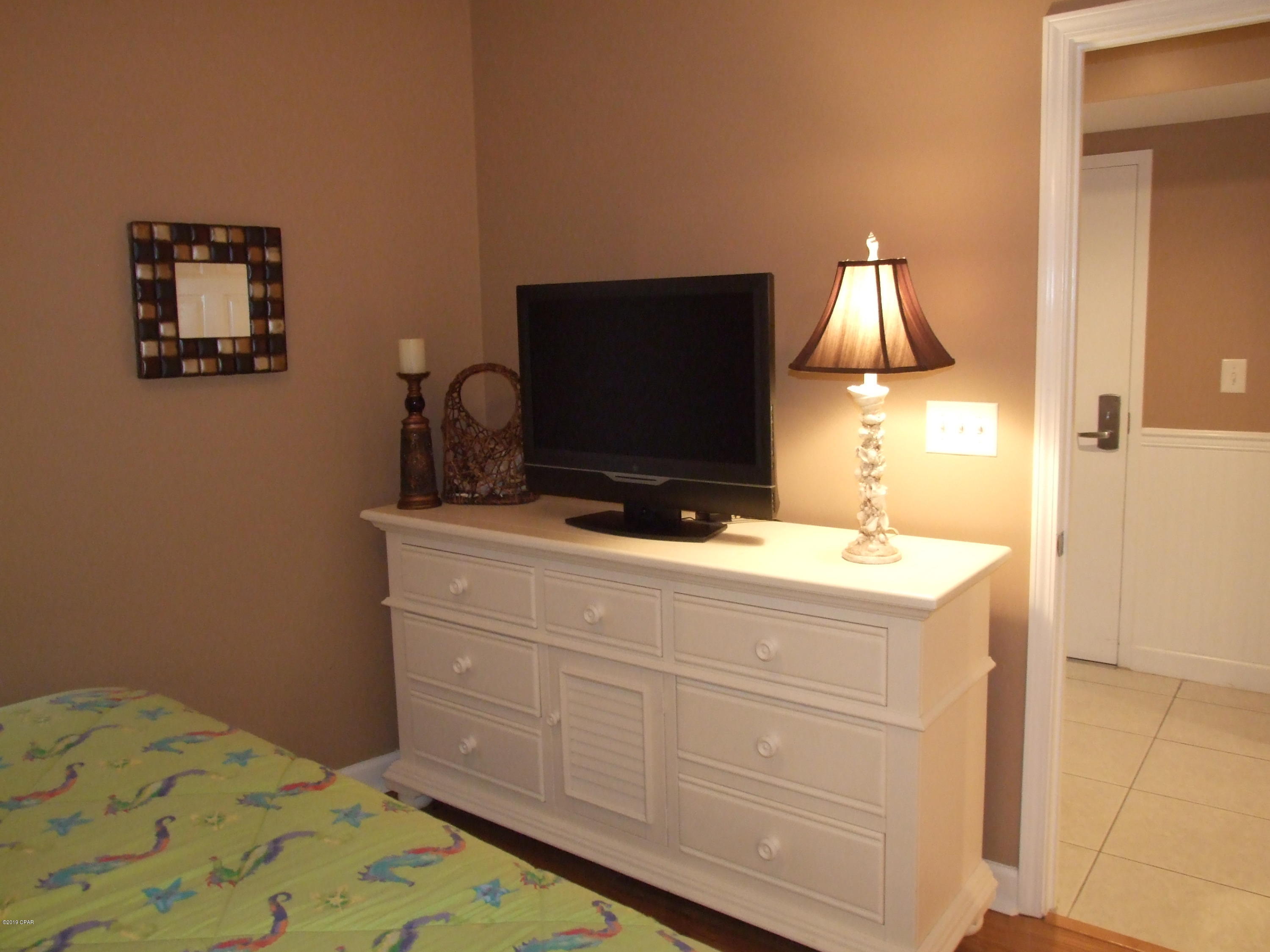 Splash Condo - Residential