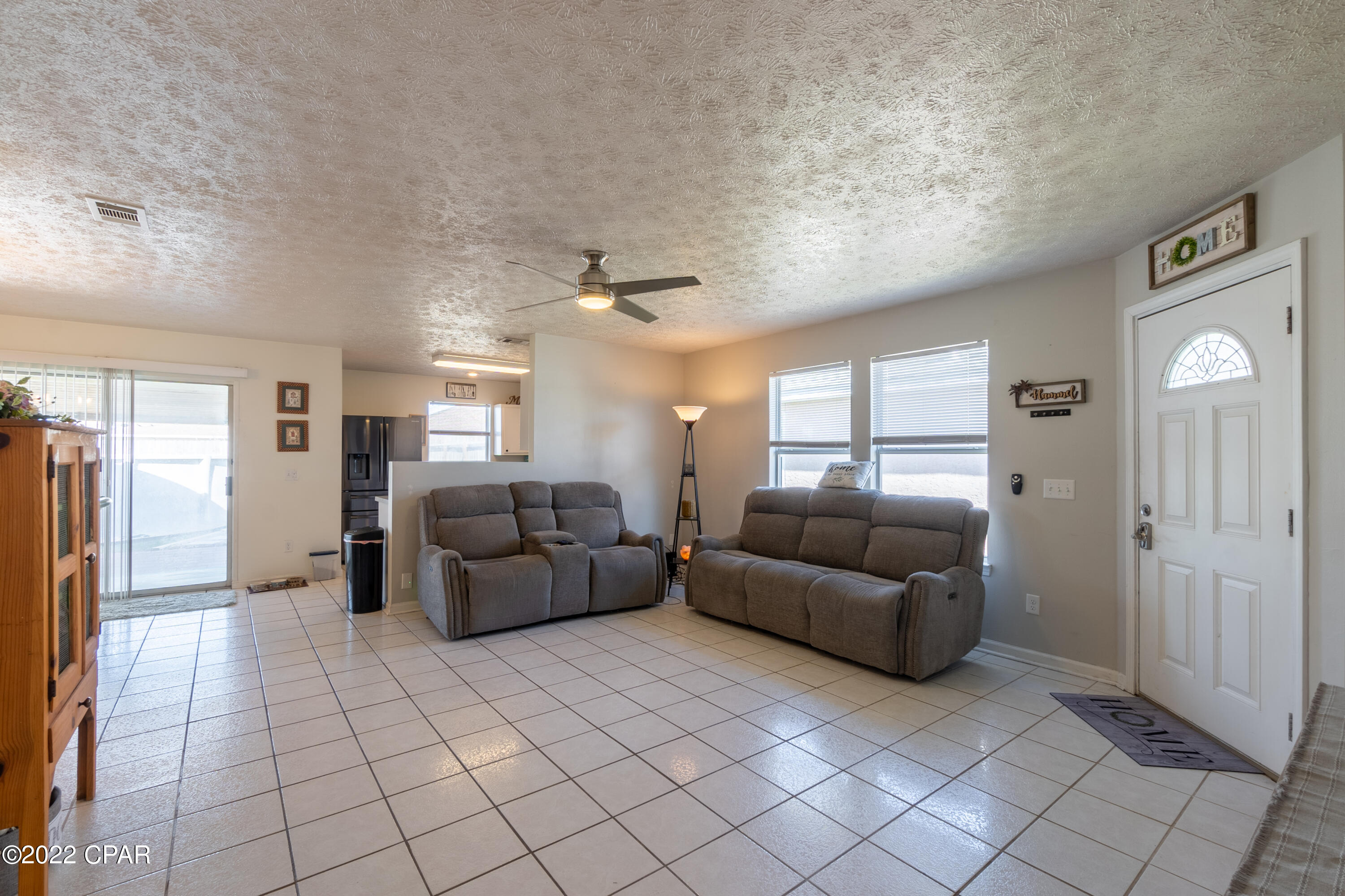 Pine Tree Place Unit 1 - Residential