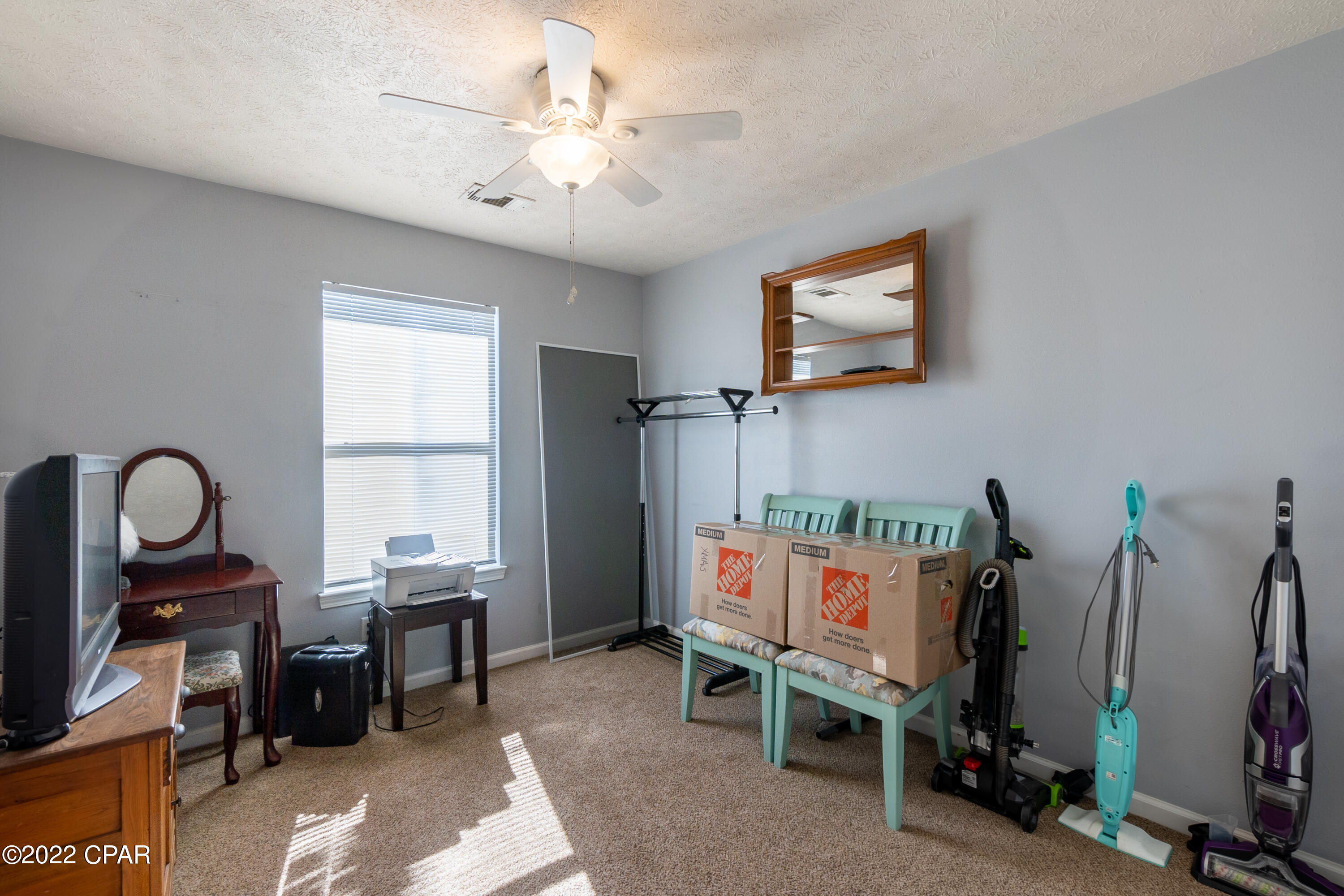 Pine Tree Place Unit 1 - Residential