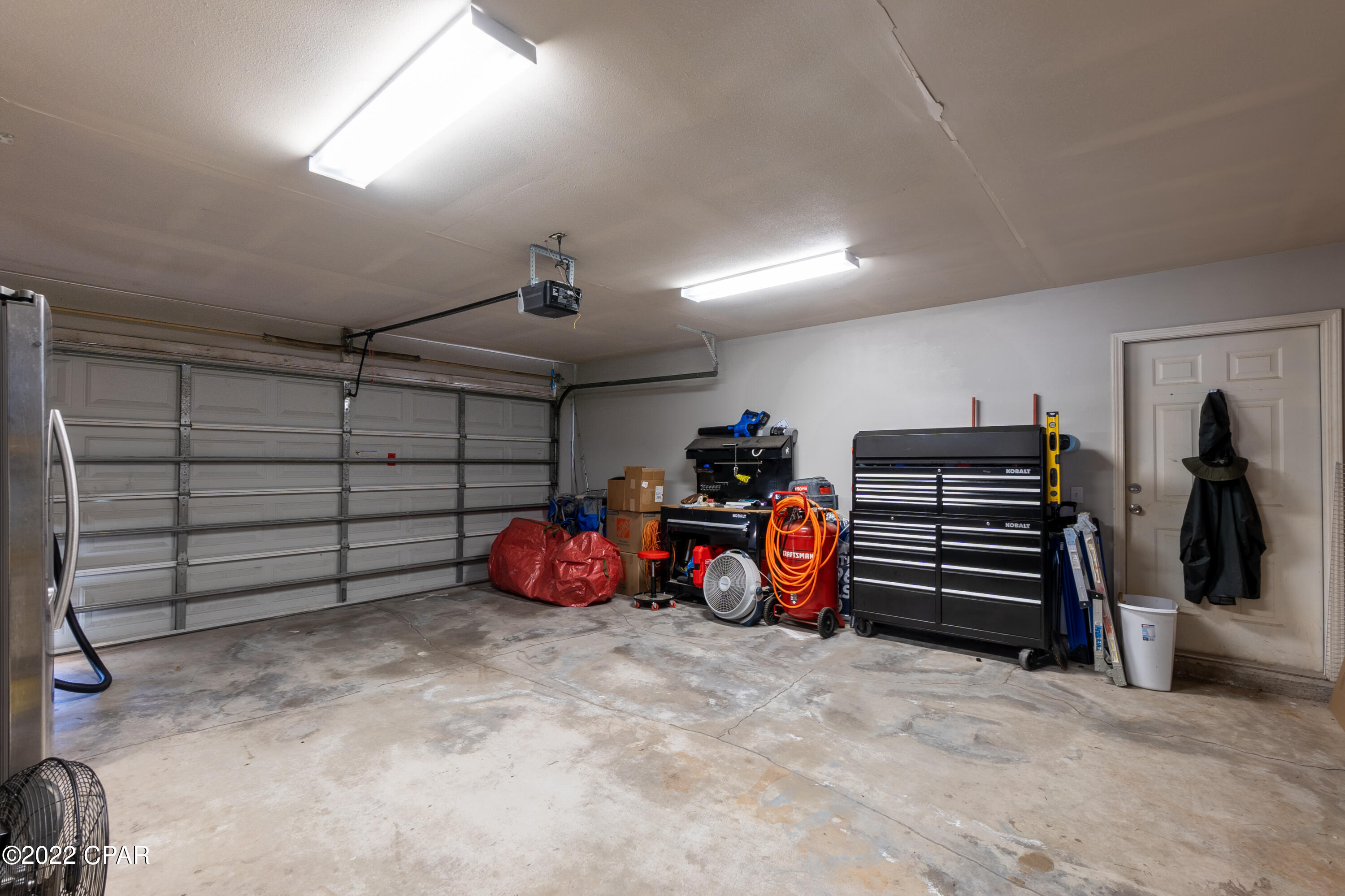 Pine Tree Place Unit 1 - Residential