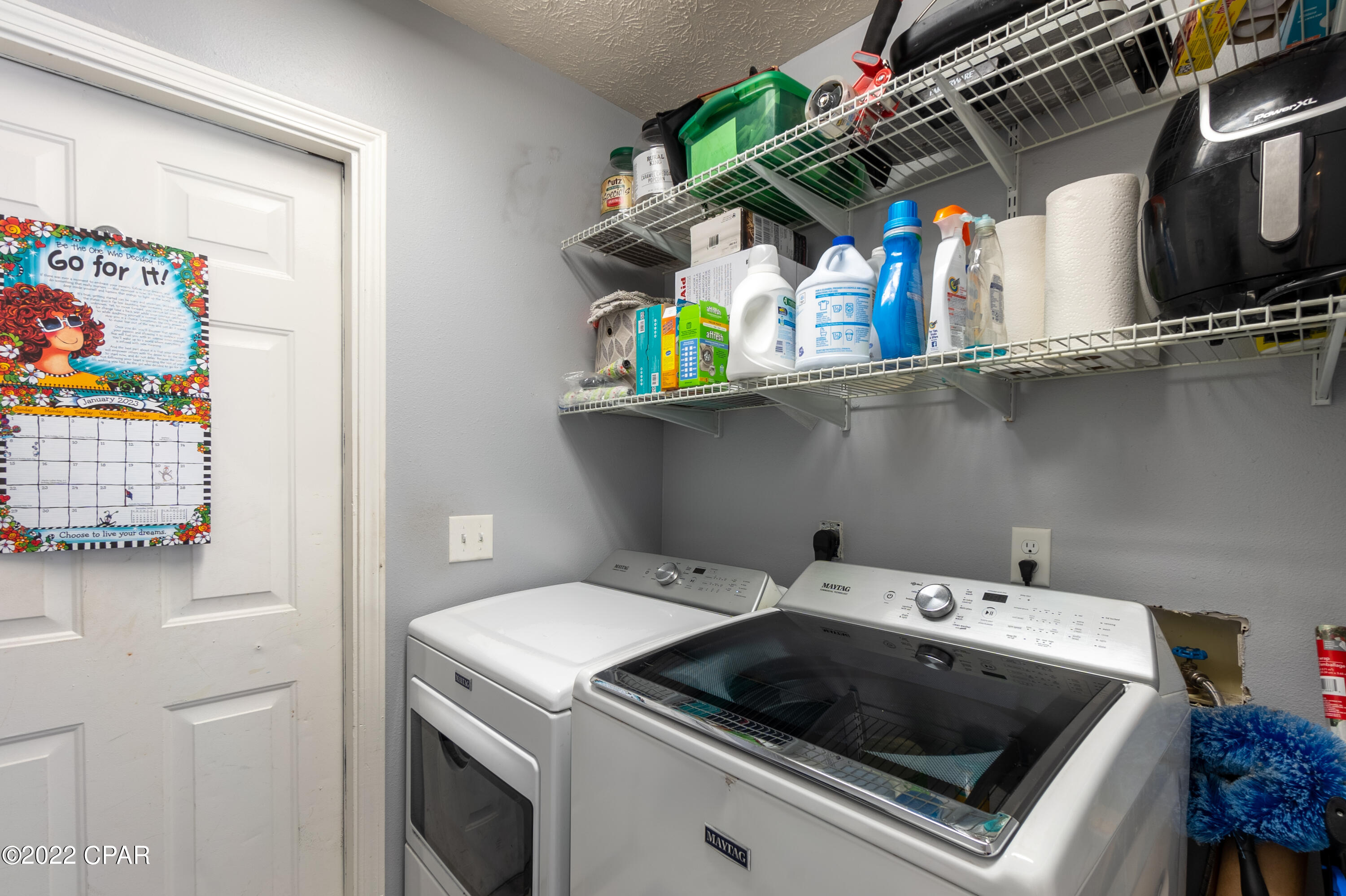 Pine Tree Place Unit 1 - Residential