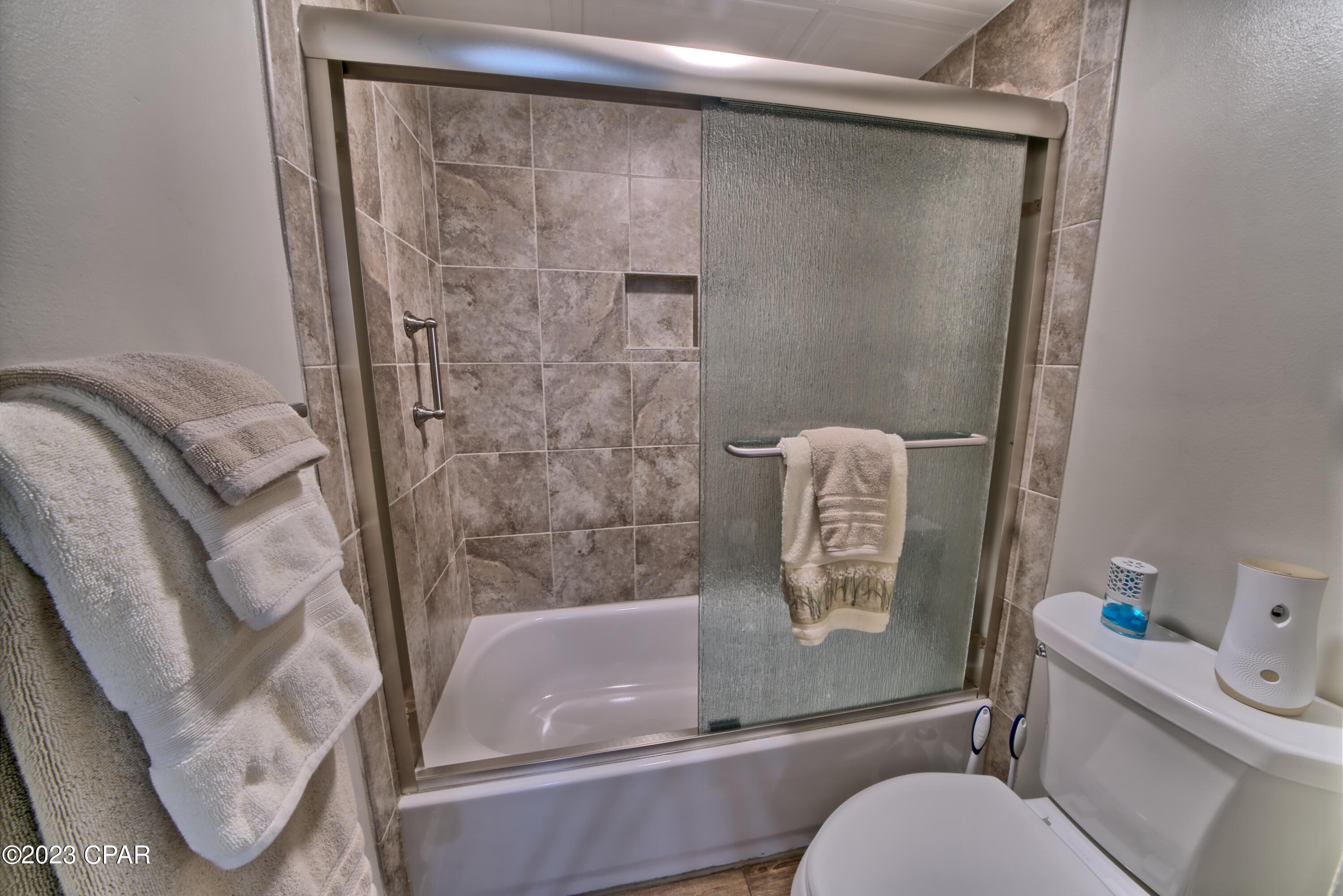 Edgewater Tower I - Residential