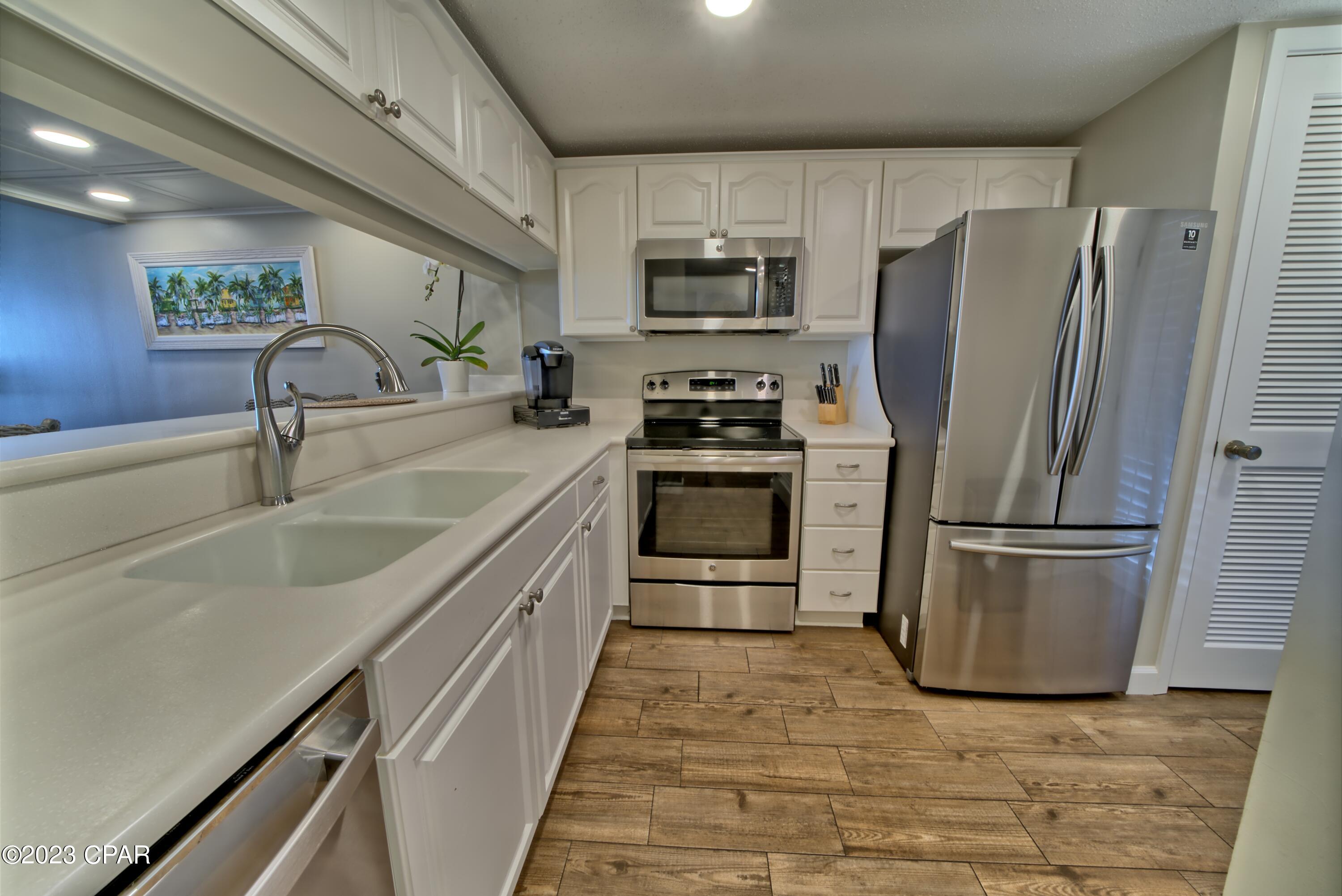 Edgewater Tower I - Residential