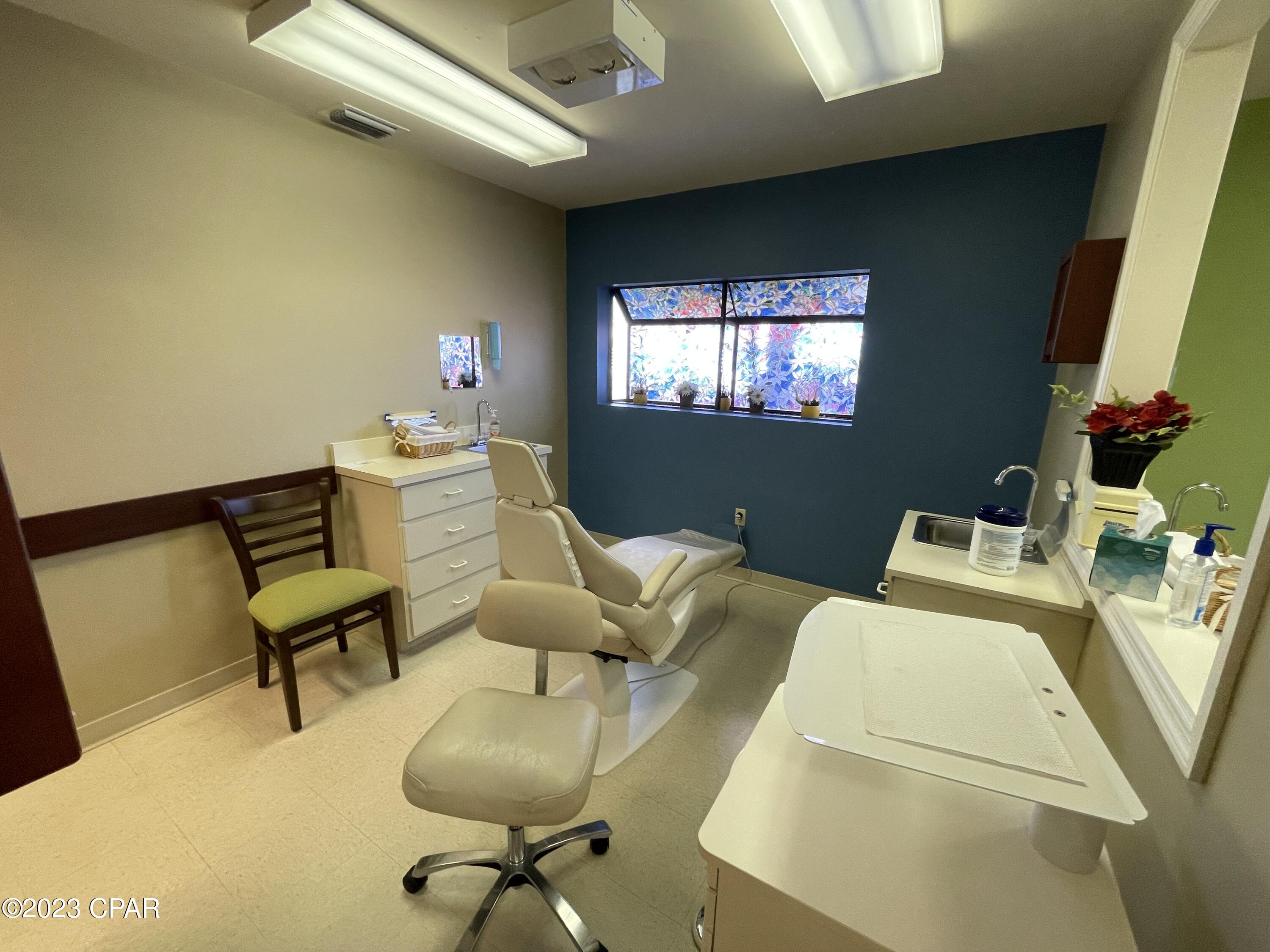 El Centro Beach - Commercial Lease