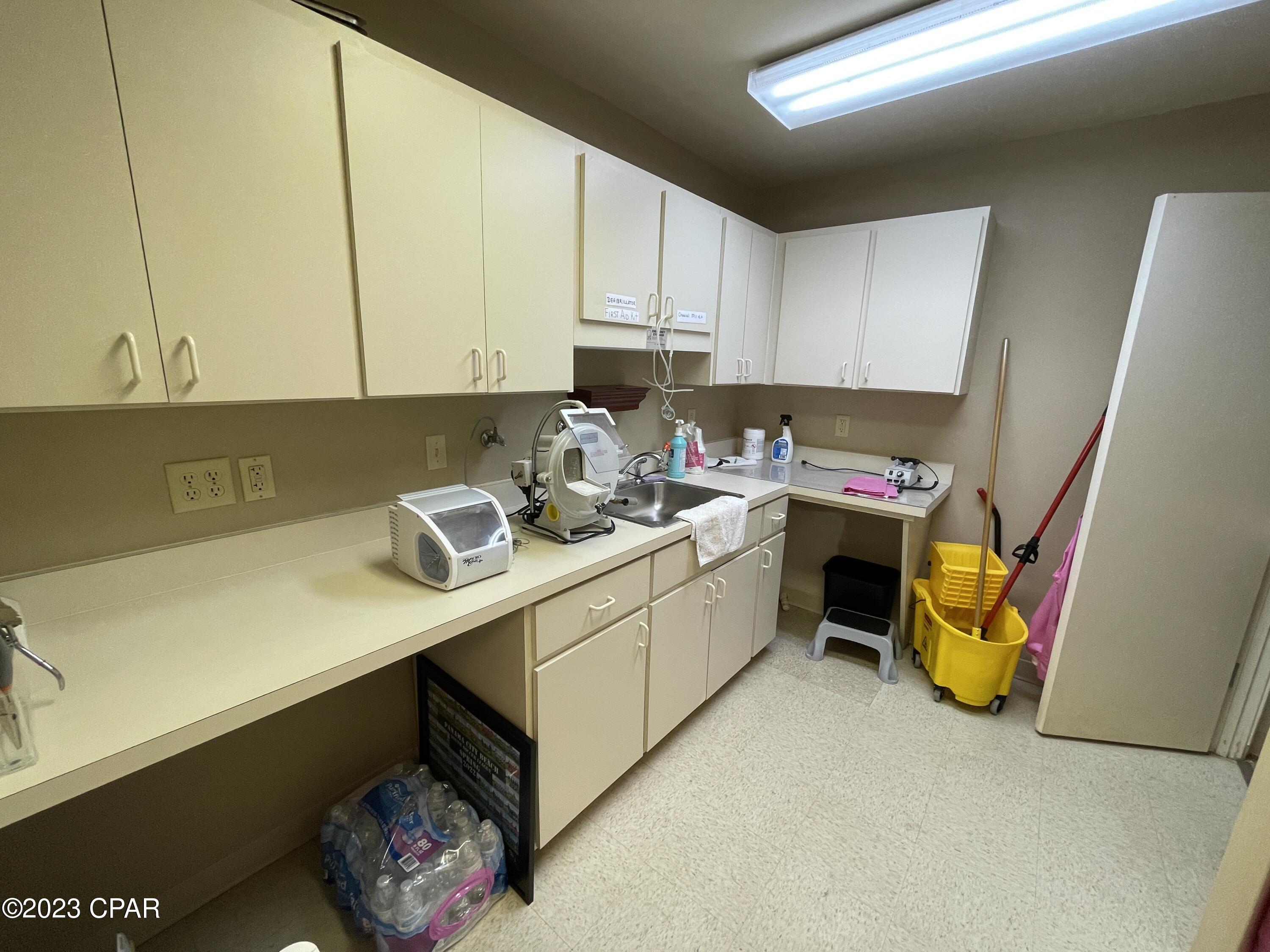 El Centro Beach - Commercial Lease