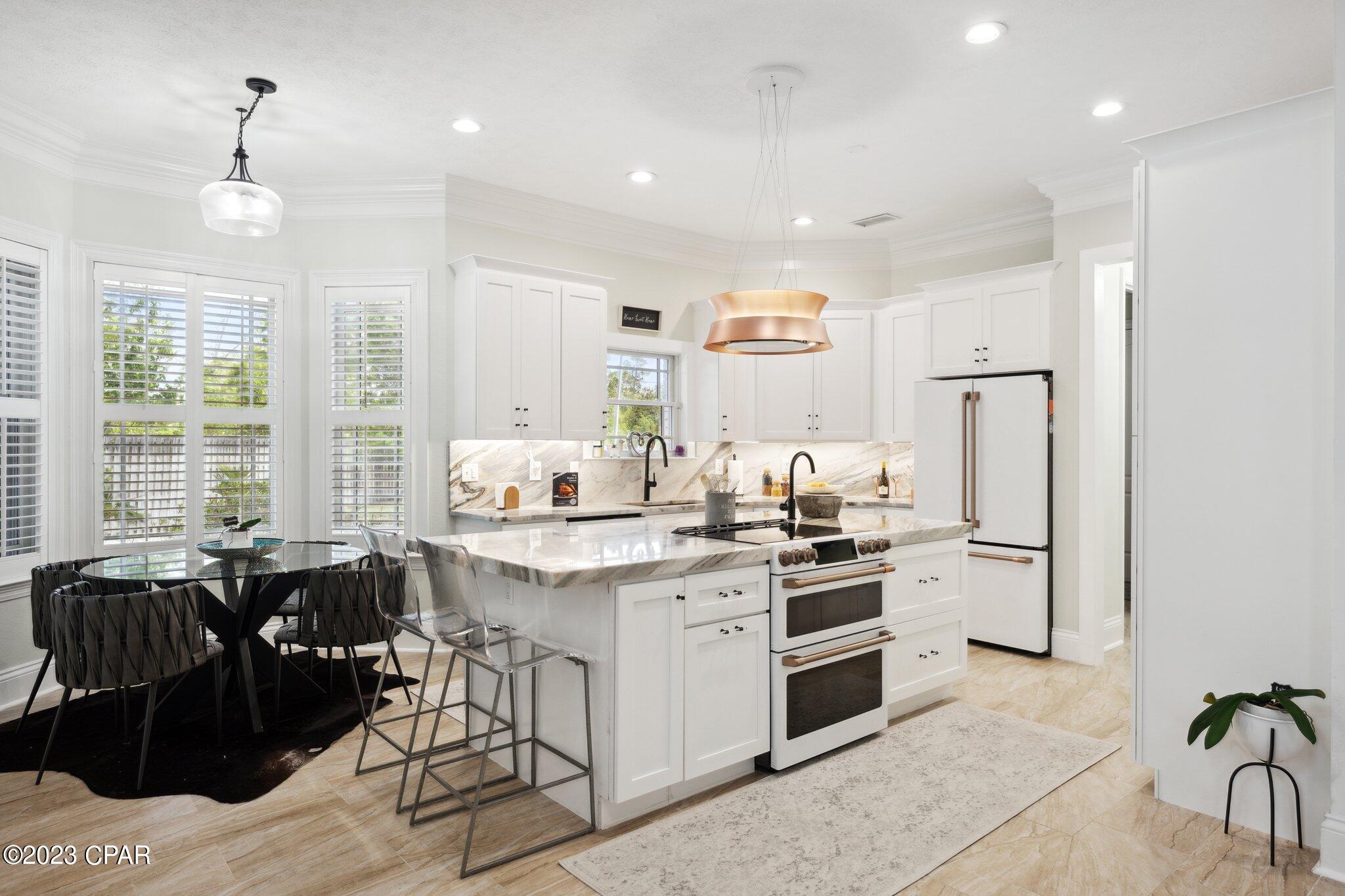 Deer Point Cove - Residential