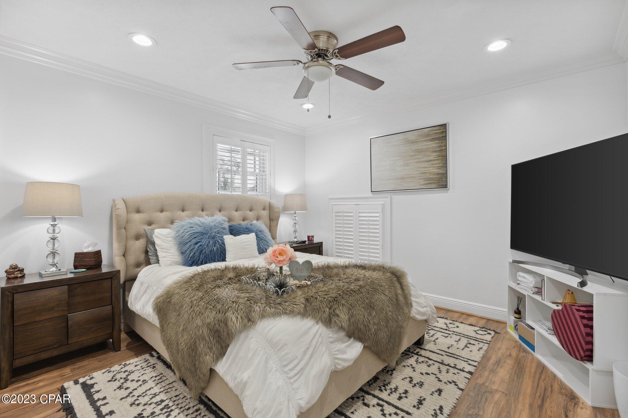 Deer Point Cove - Residential