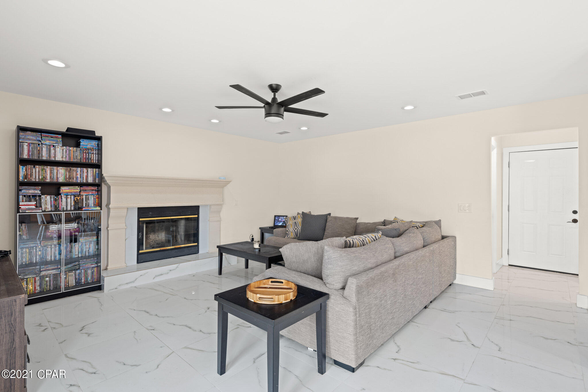 North Shore Unit 2 - Residential