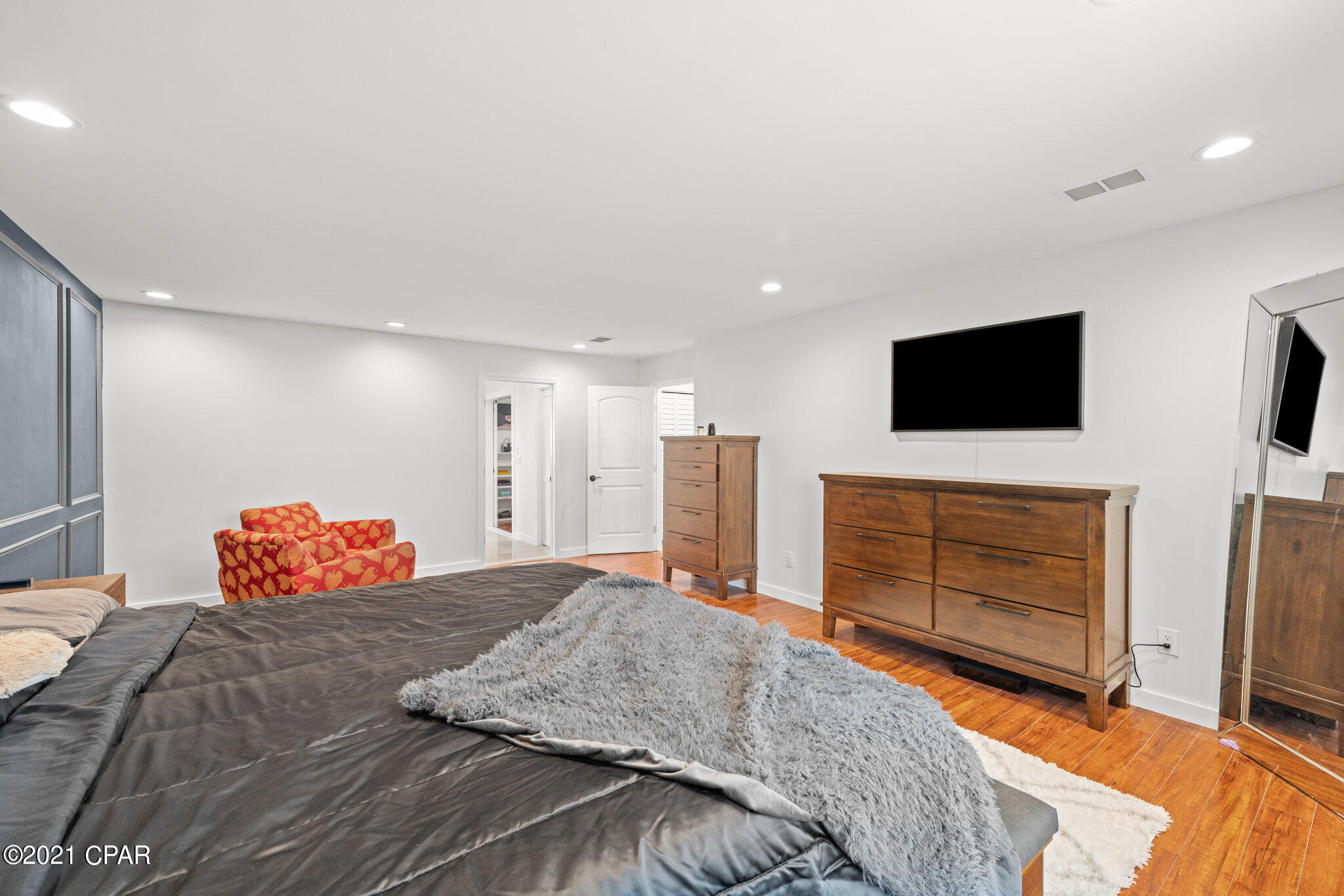 North Shore Unit 2 - Residential