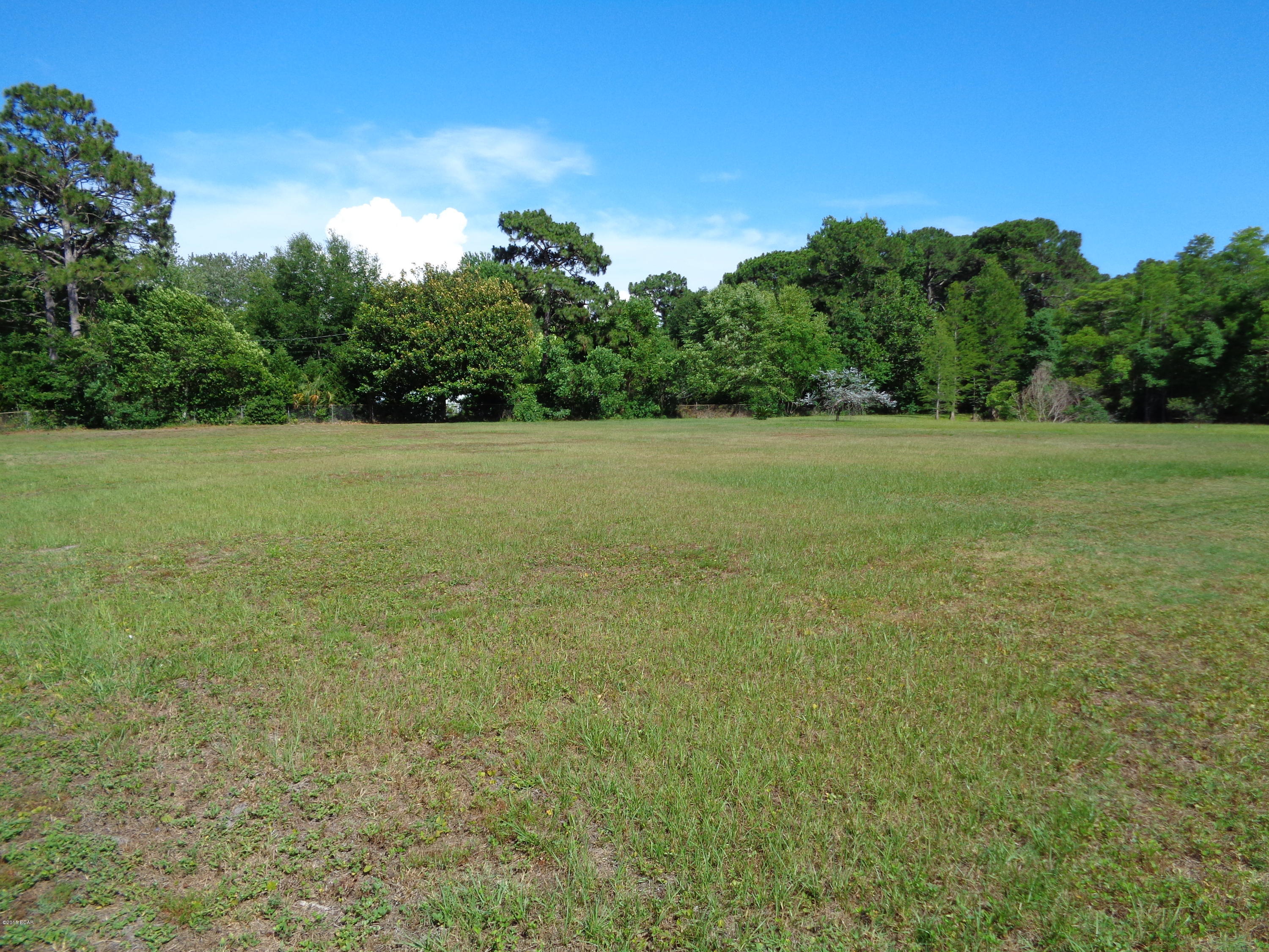 Thomas Drive Park U-2 - Land