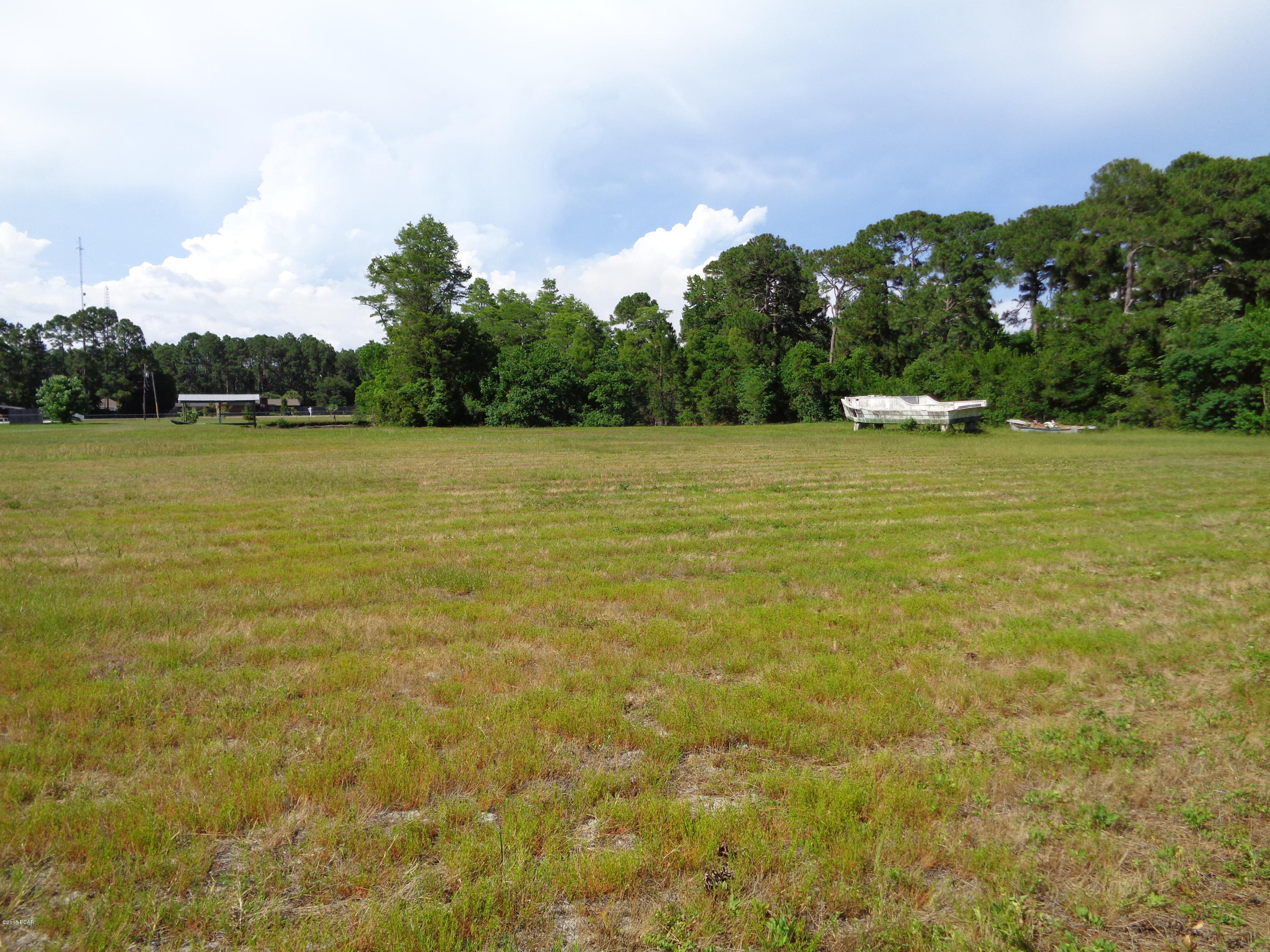 Thomas Drive Park U-2 - Land