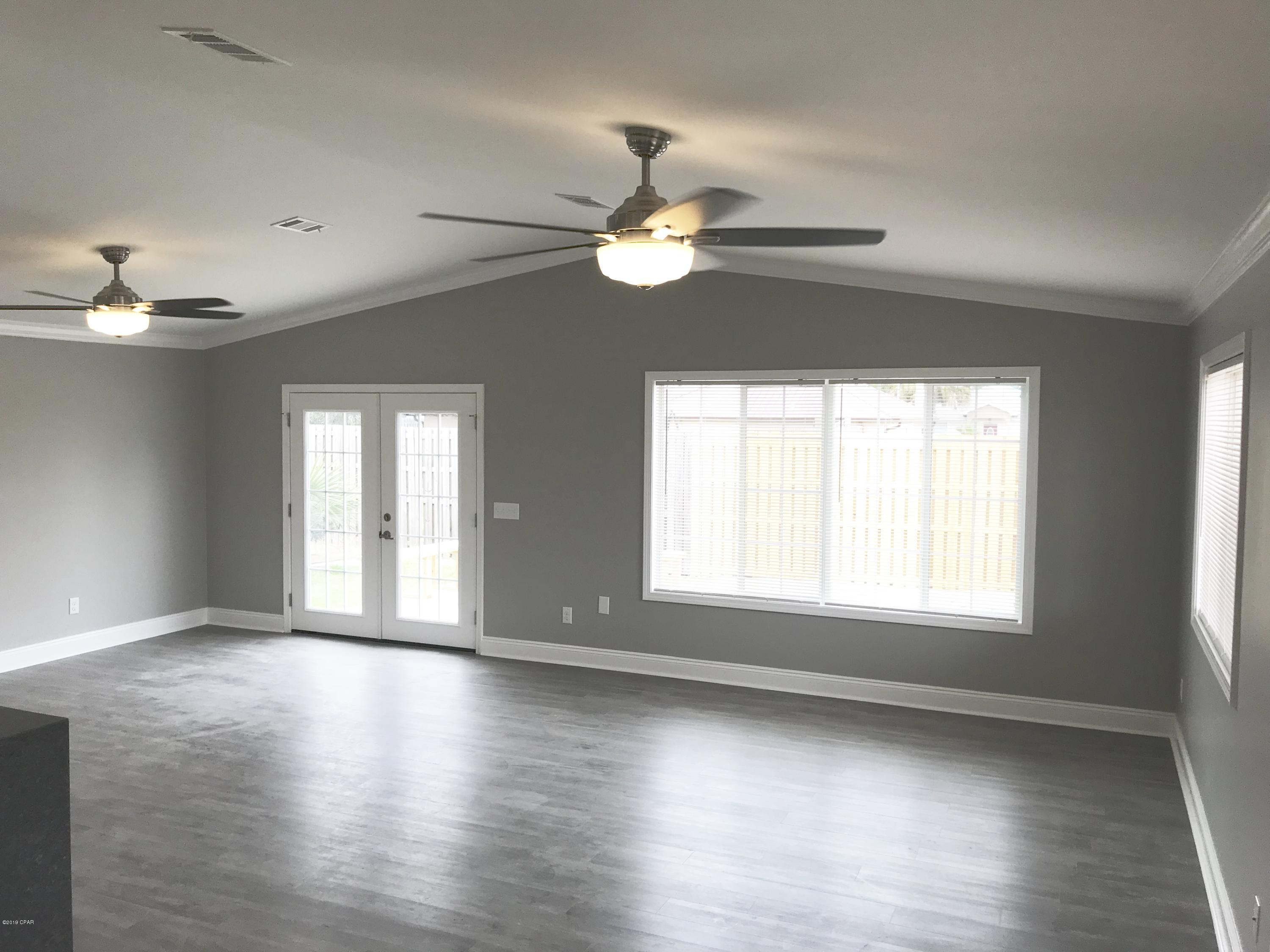 Riviera Beach - Residential