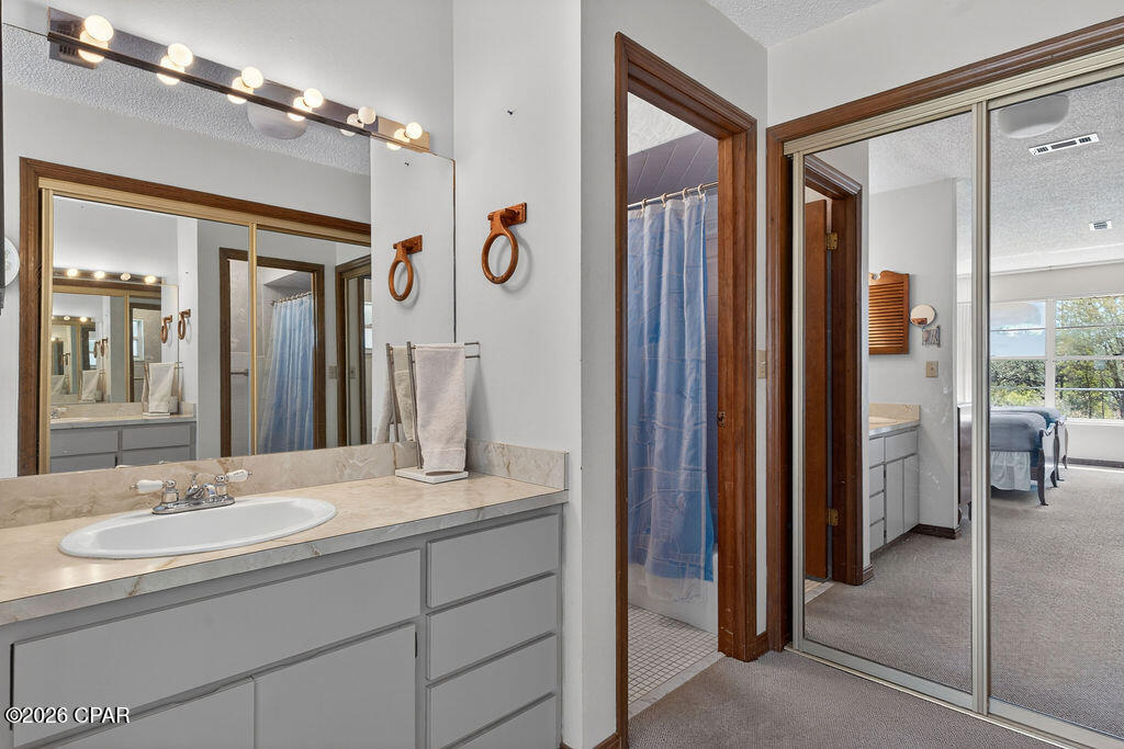 Oak Hills Unit 1 - Residential