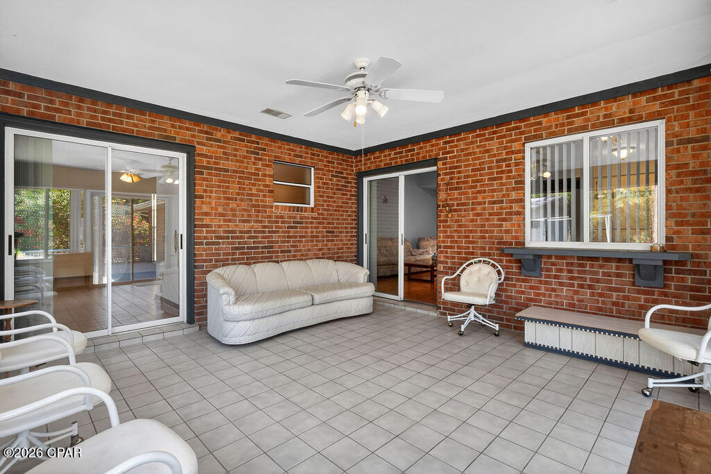 Oak Hills Unit 1 - Residential