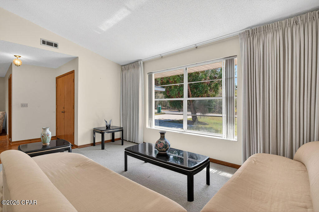 Oak Hills Unit 1 - Residential