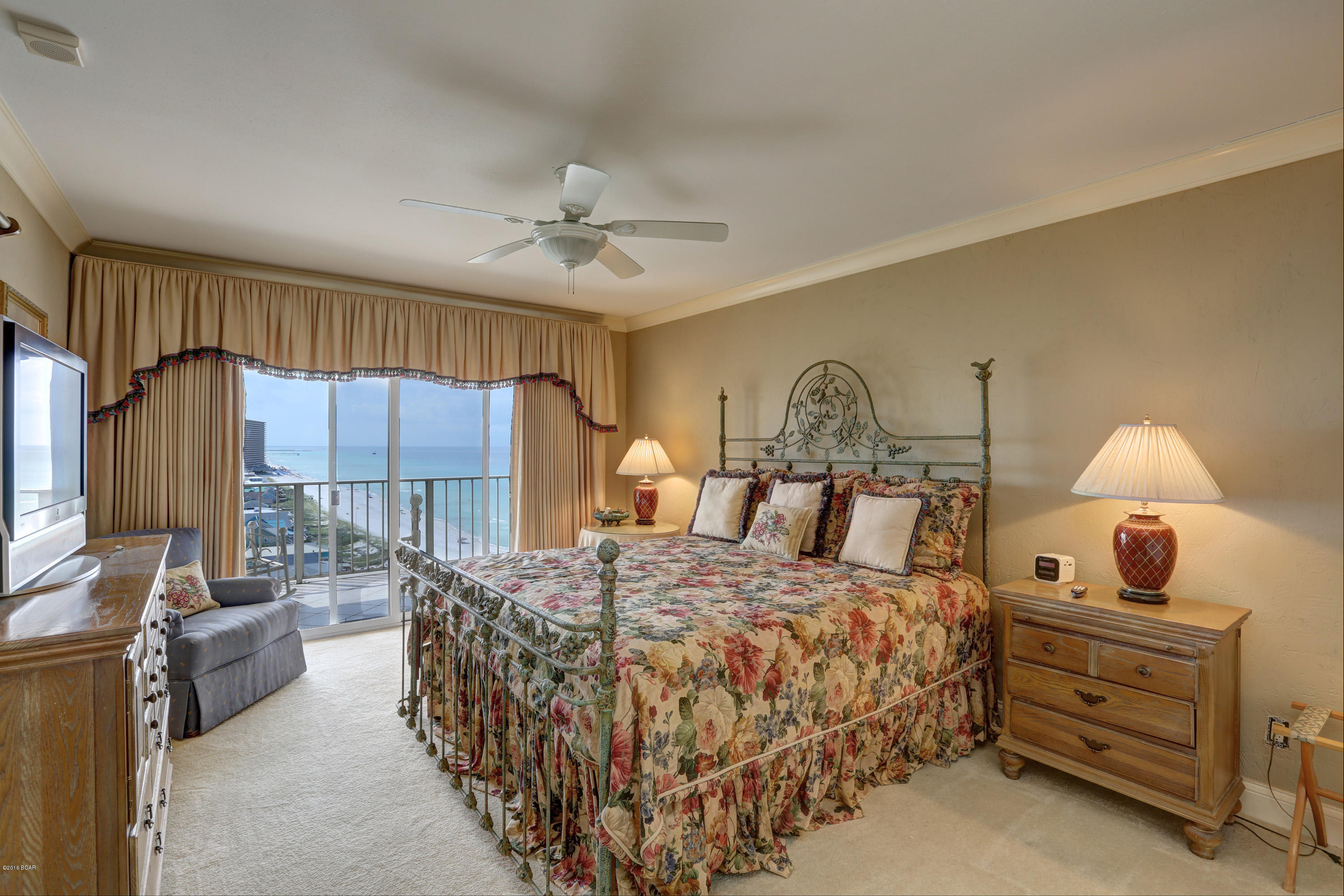 Regency Towers - Residential