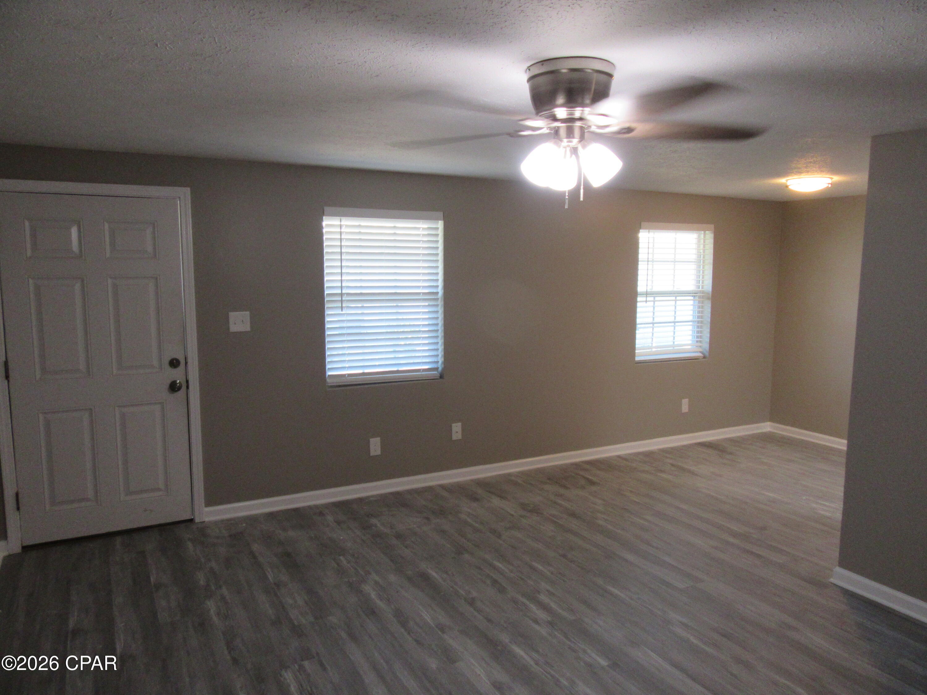 [No Recorded Subdiv] - Residential Lease