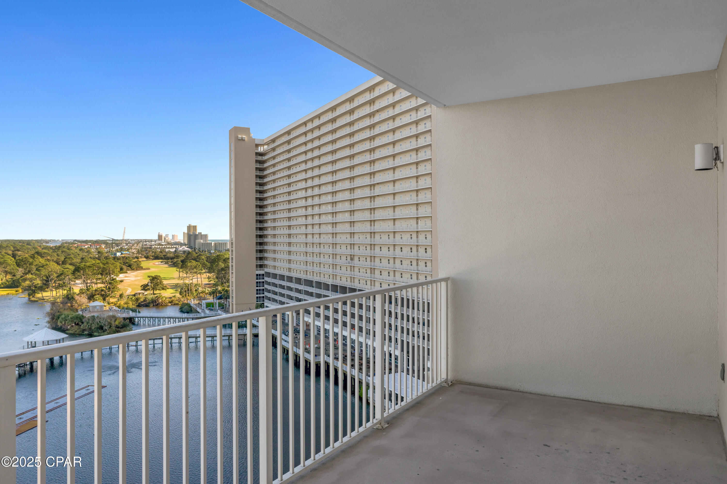 Laketown Wharf - Residential