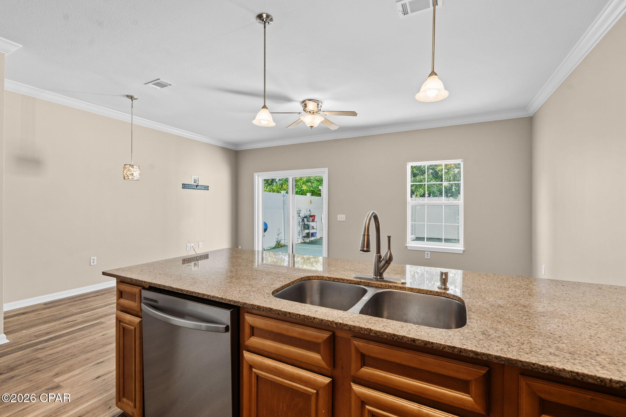 Thomas Drive Park U-1 - Residential