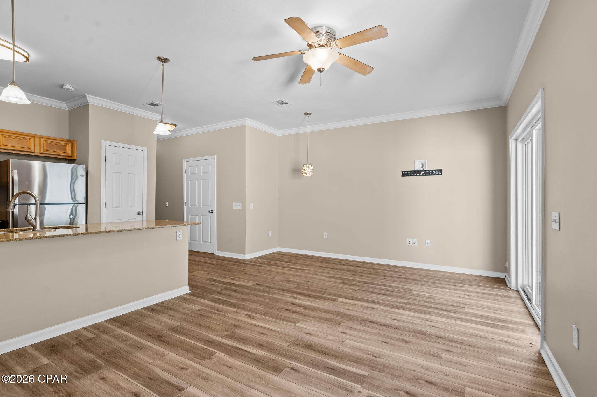 Thomas Drive Park U-1 - Residential