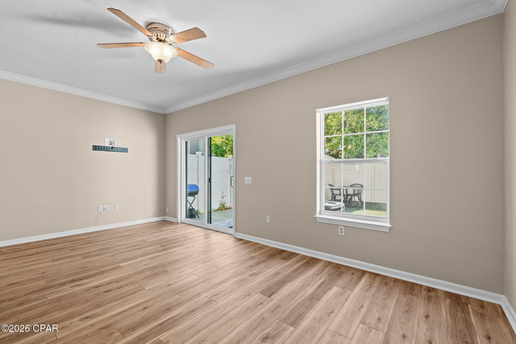 Thomas Drive Park U-1 - Residential