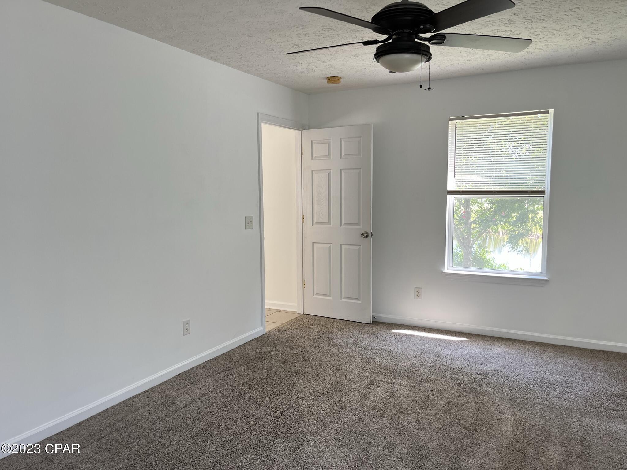 Palm Cove - Residential Lease