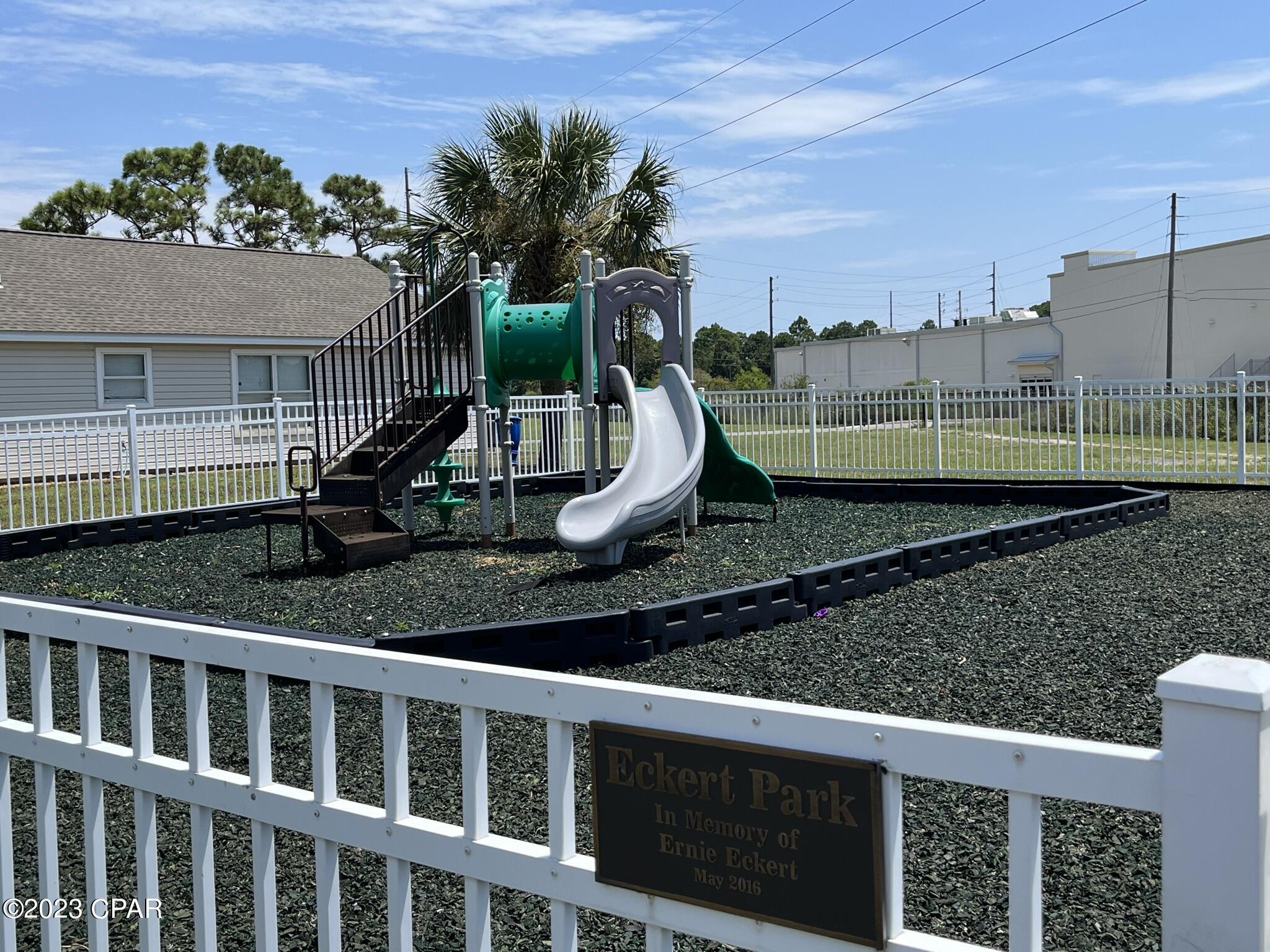 Palm Cove - Residential Lease