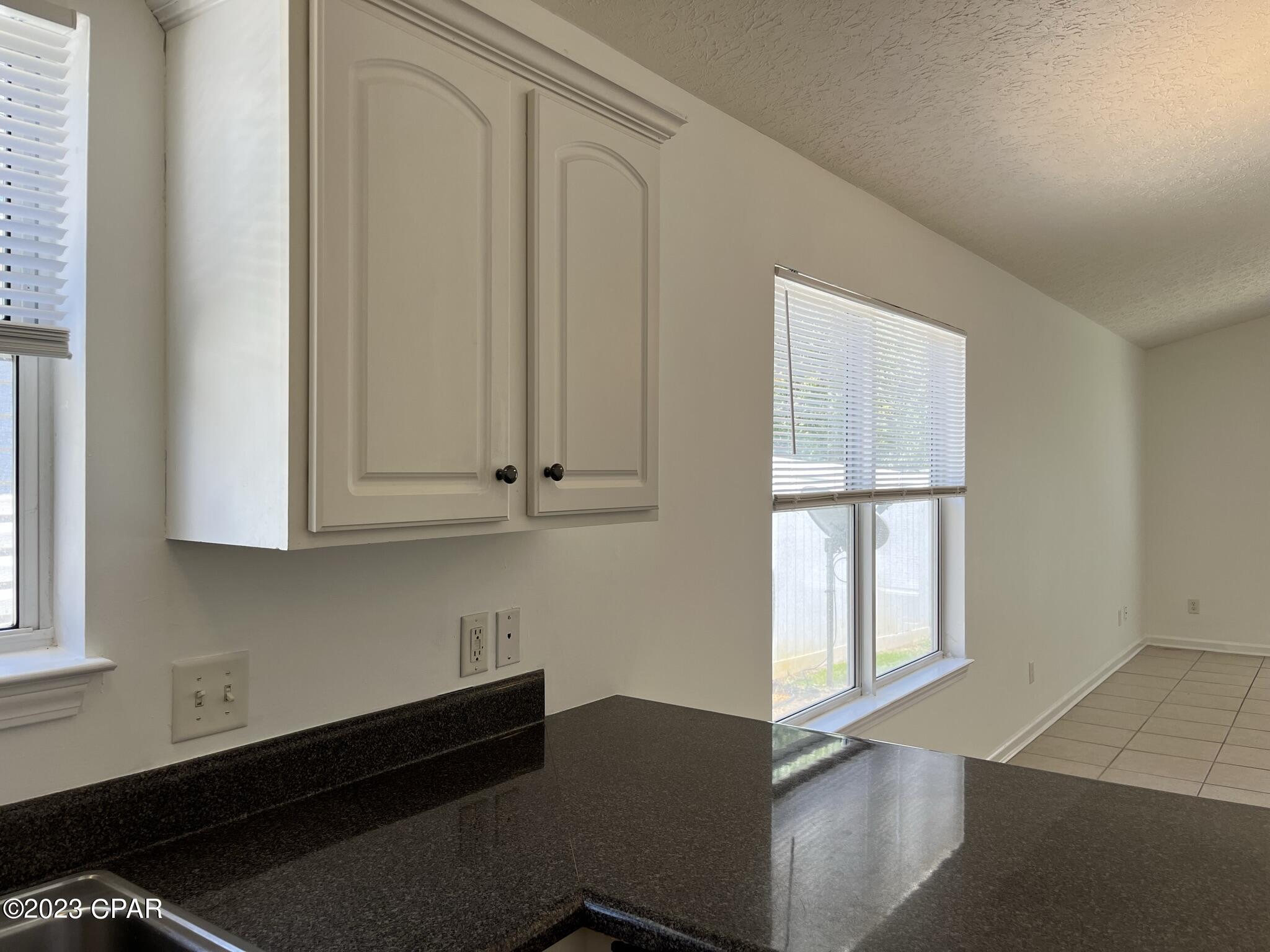 Palm Cove - Residential Lease