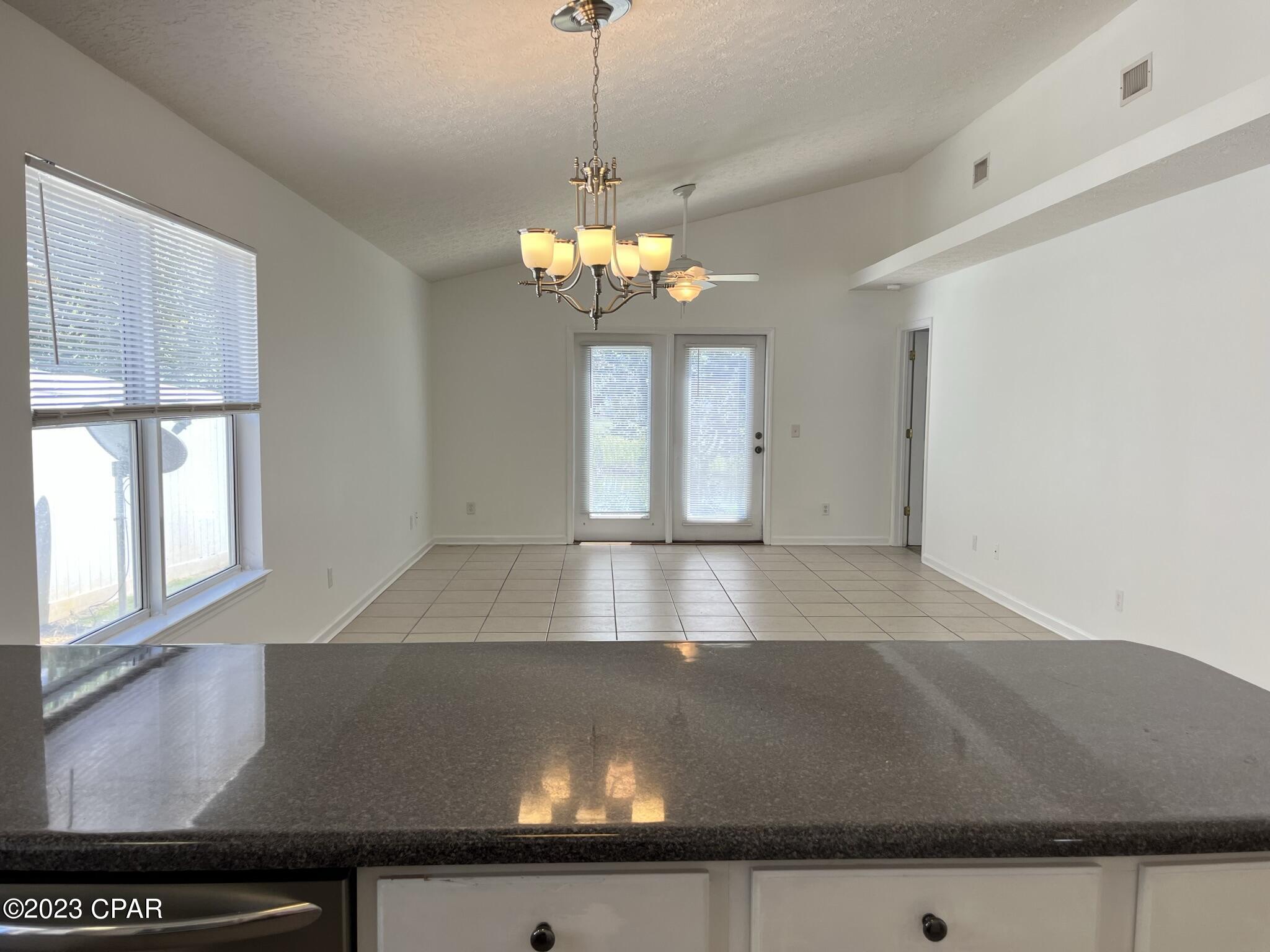 Palm Cove - Residential Lease