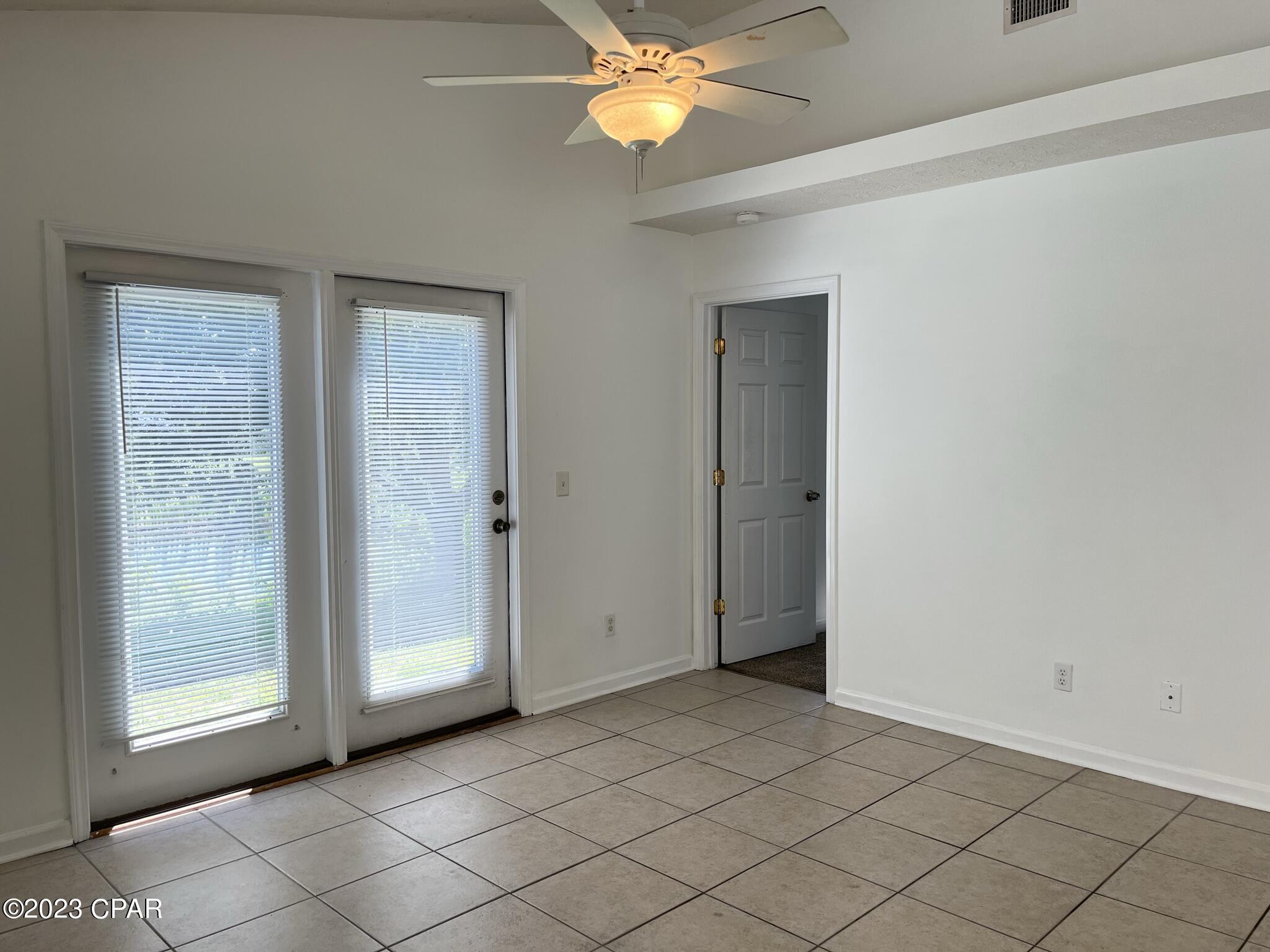 Palm Cove - Residential Lease