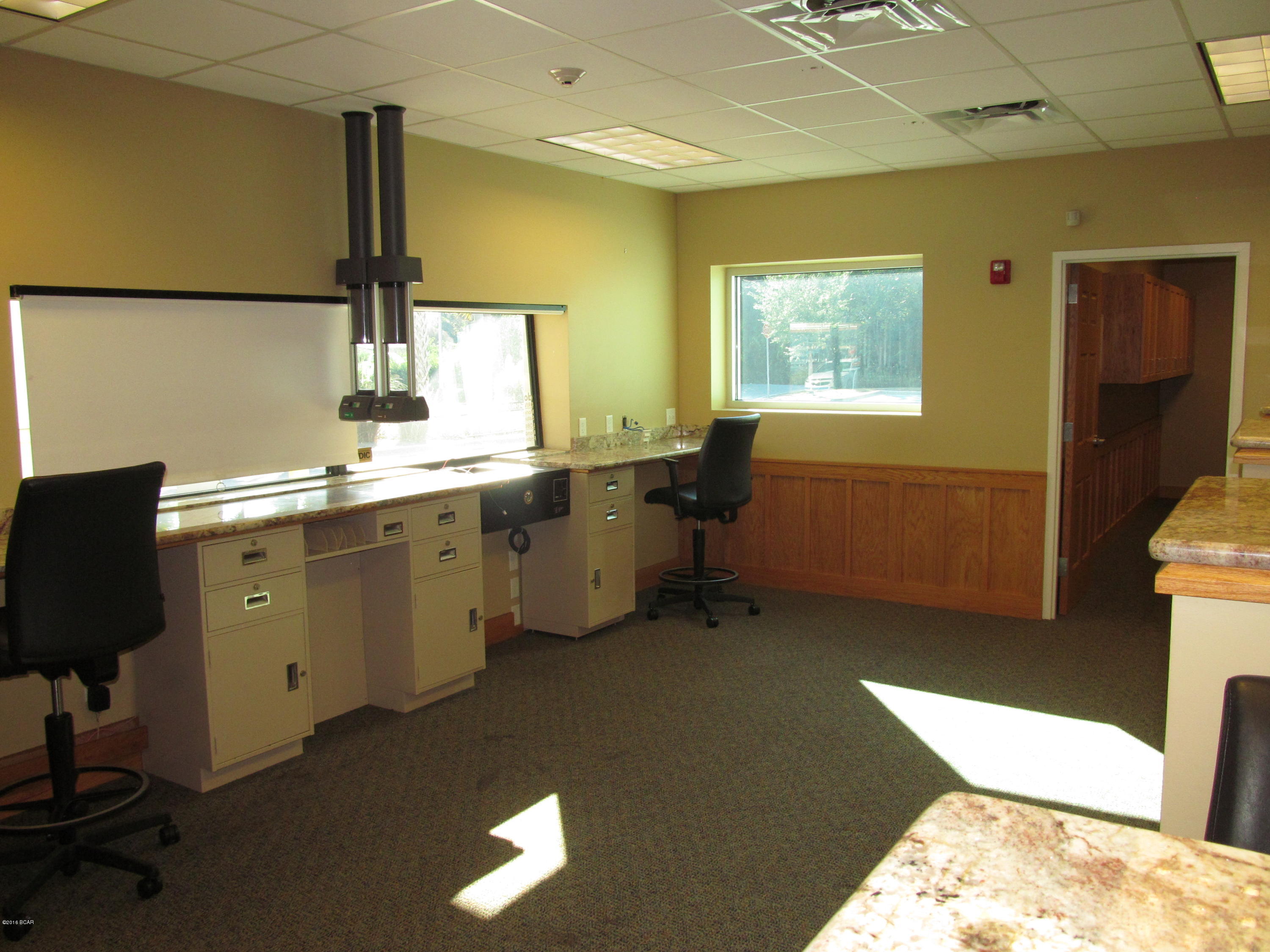 [No Recorded Subdiv] - Commercial Lease