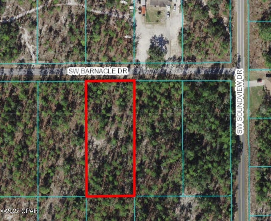 Nice building lot in Rainbow Lakes Estates. This .99+/- lot is mostly wooded. Not far from Lake Bonable, Little Lake Bonable, and Tiger Lake. Restricted to site built homes only. Not far from local amenities. Close to Rainbow Springs State Park.