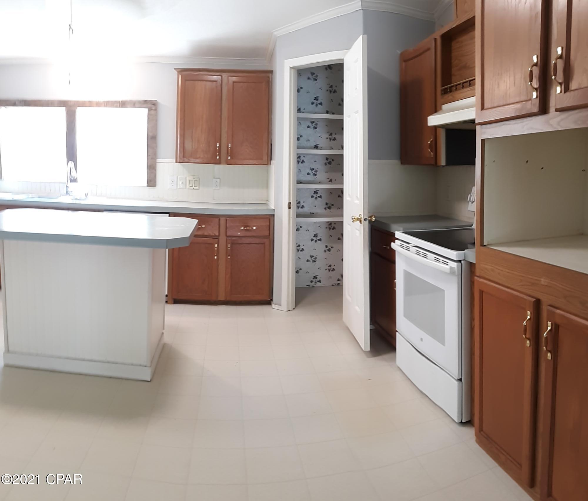 Leisure Lakes - Residential