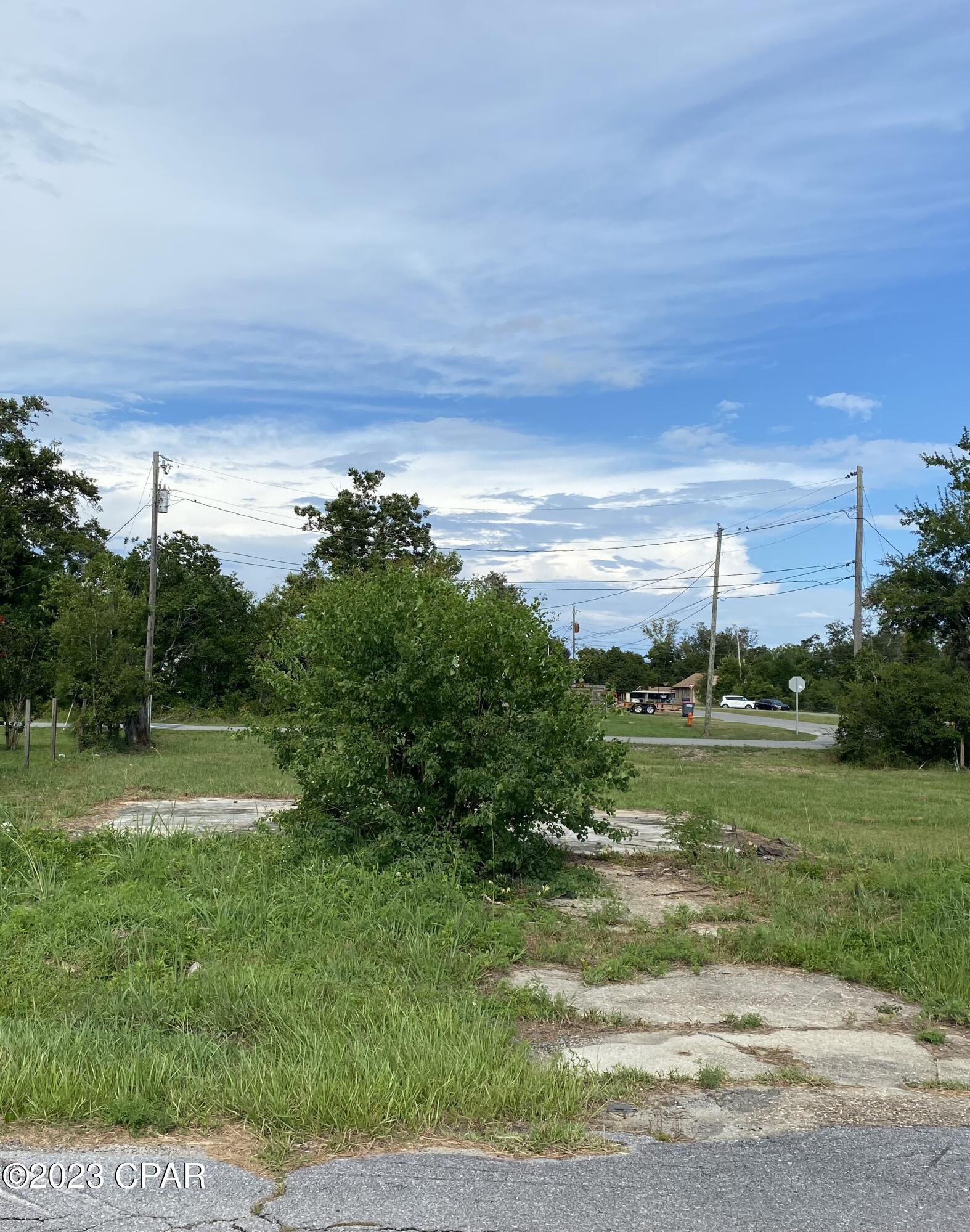 Sheffields 2nd - Land